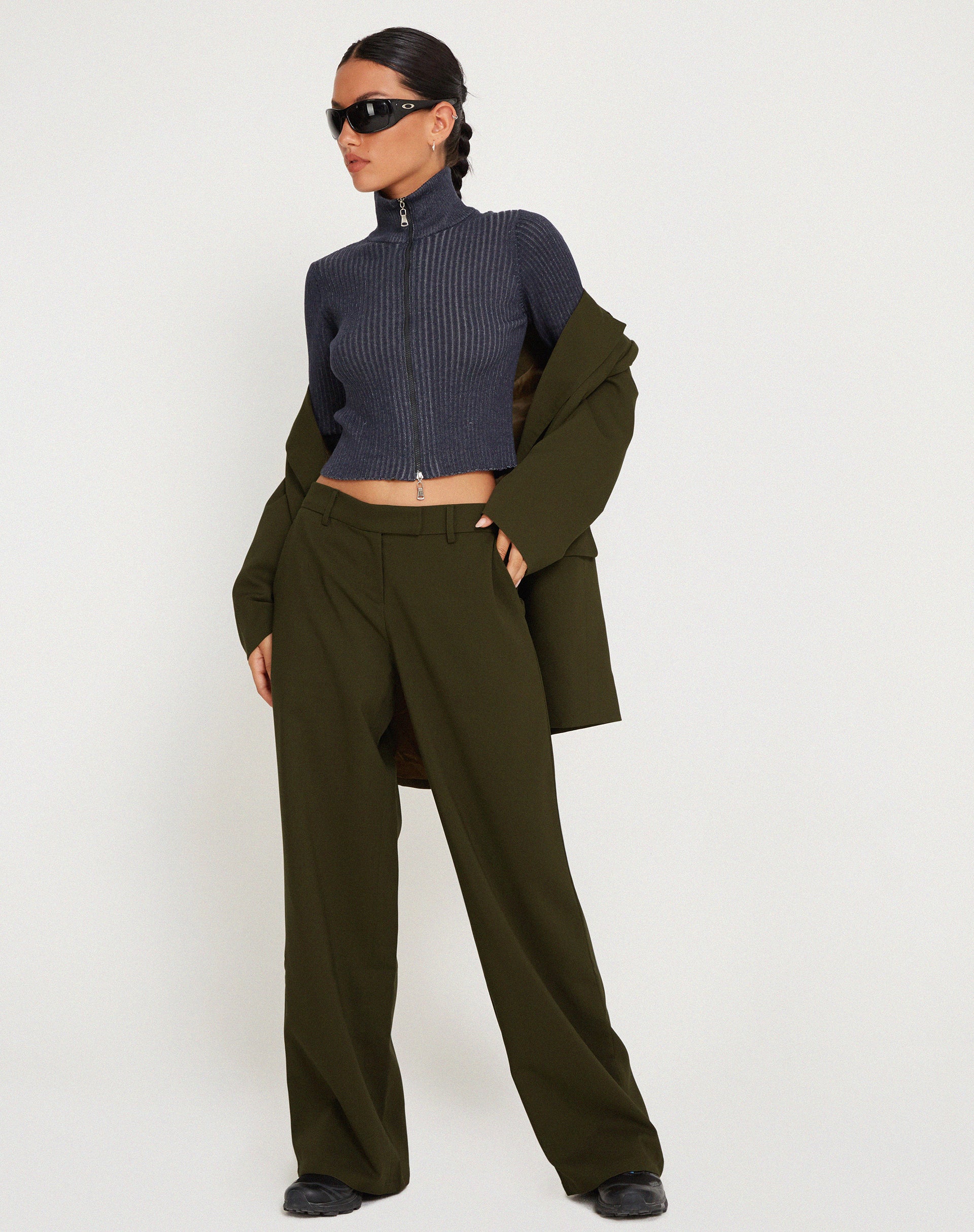 Jabba Wide Leg Trouser in Dark Khaki - Image 2