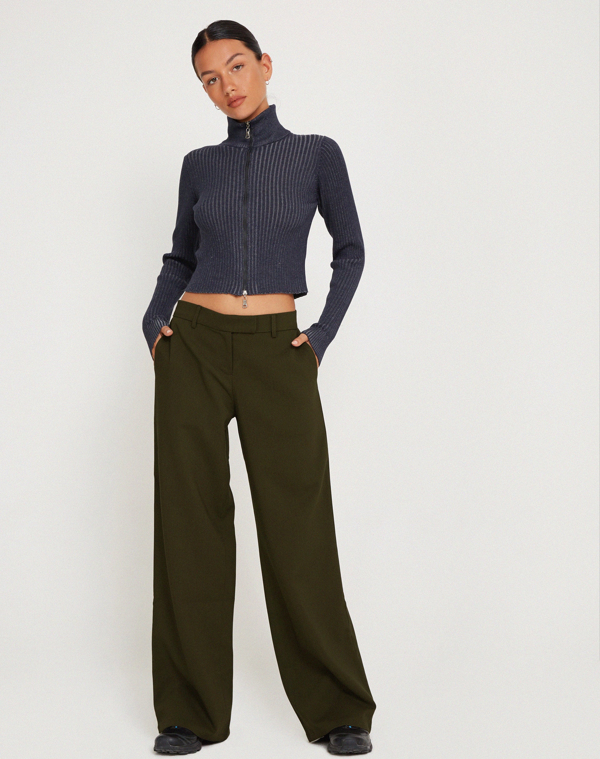 Jabba Wide Leg Trouser in Dark Khaki - Image 3