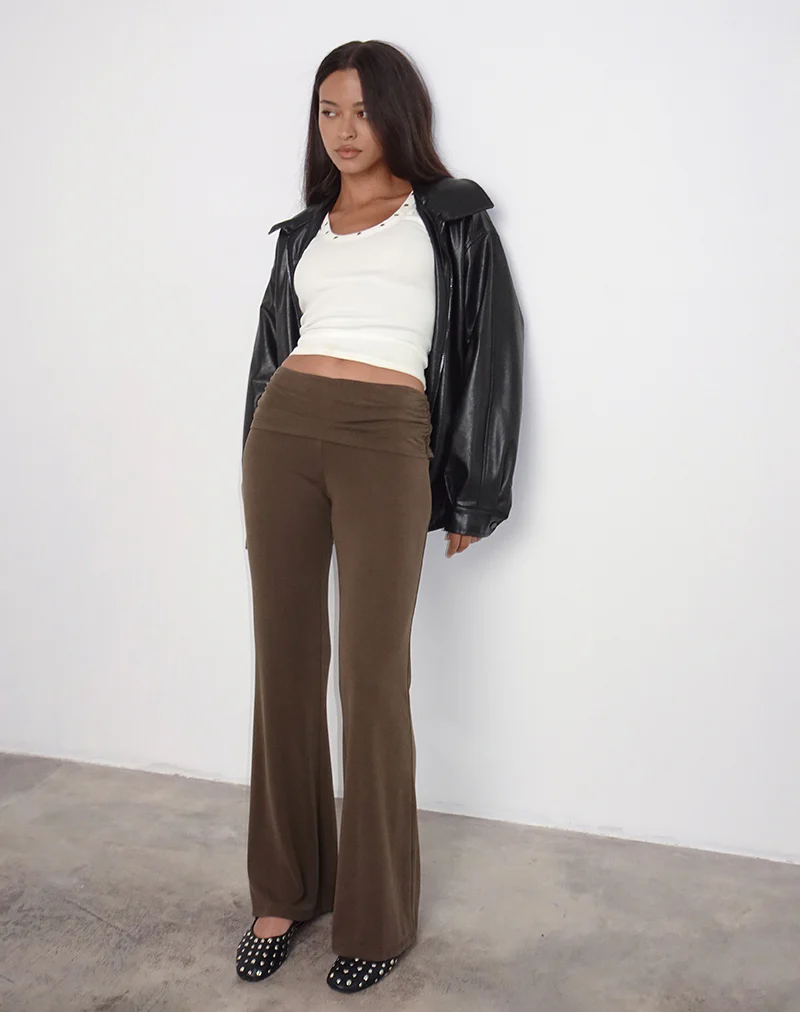 Jacita Low Rise Flared Trousers in Bitter Chocolate - Image 3