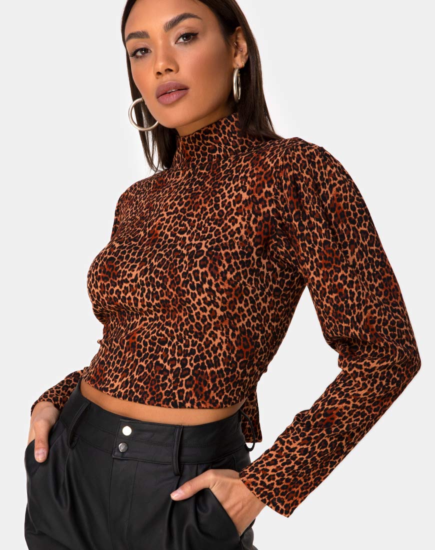 Jasty Crop Top in Crinkle Ditsy Leopard Orange - Image 2