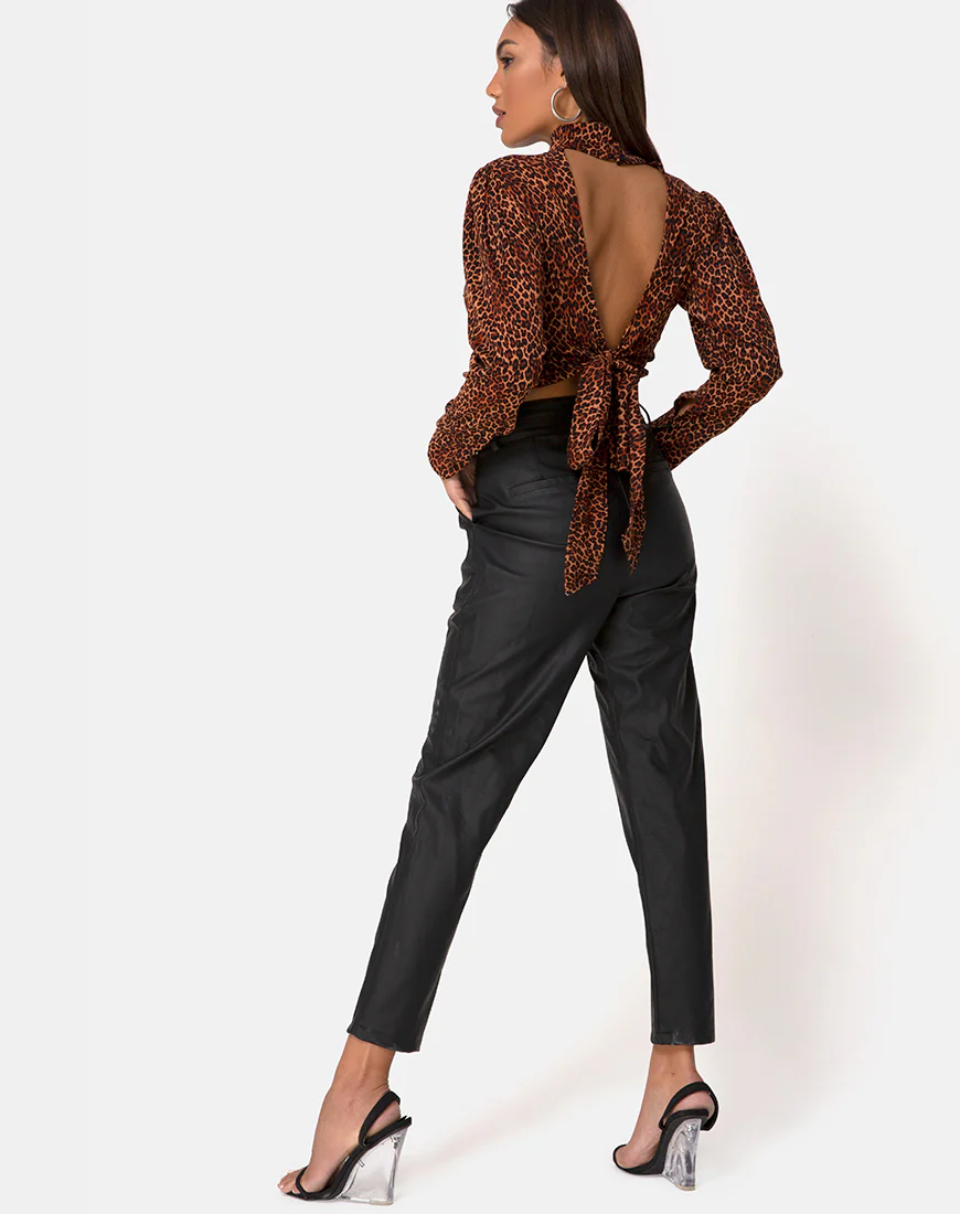 Jasty Crop Top in Crinkle Ditsy Leopard Orange - Image 4