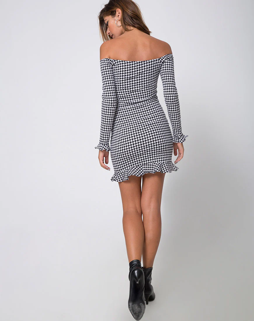 Jazzie Off The Shoulder Dress in Dogtooth - Image 4