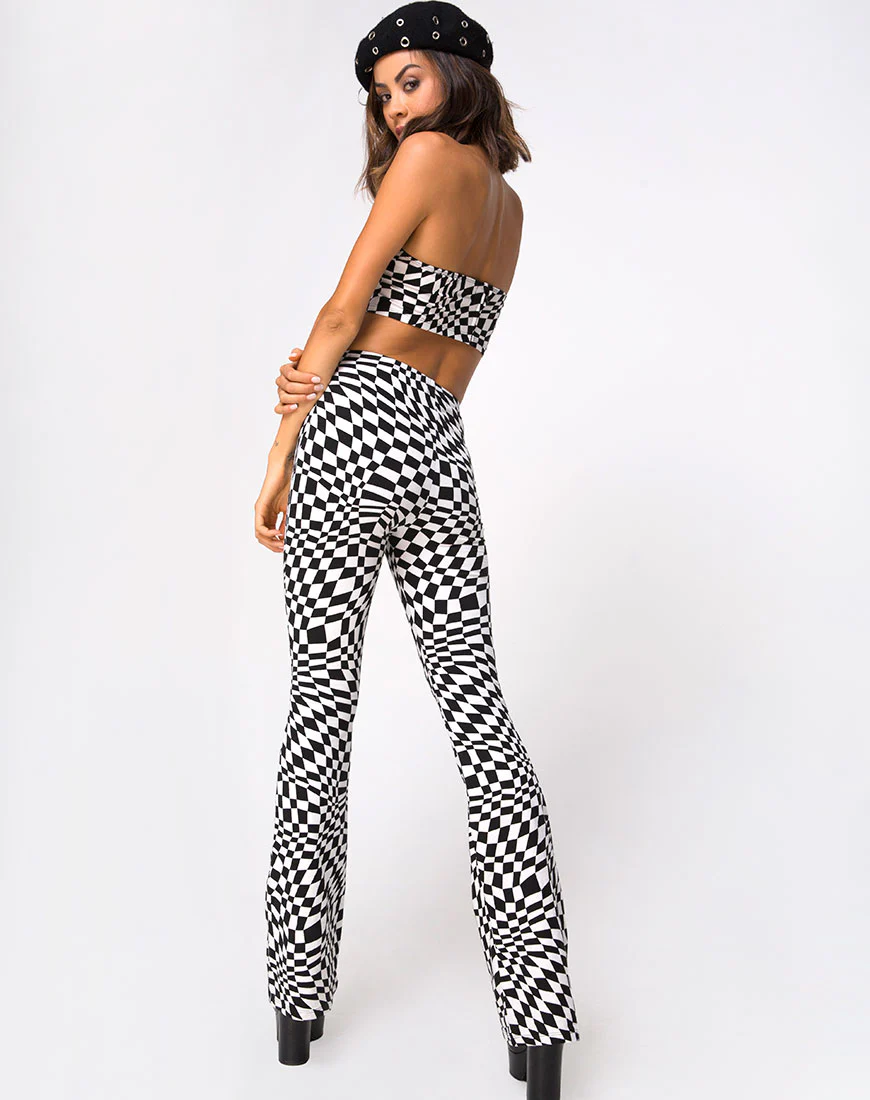 Jeevan Twinset in Square Flag Black and White - Image 5
