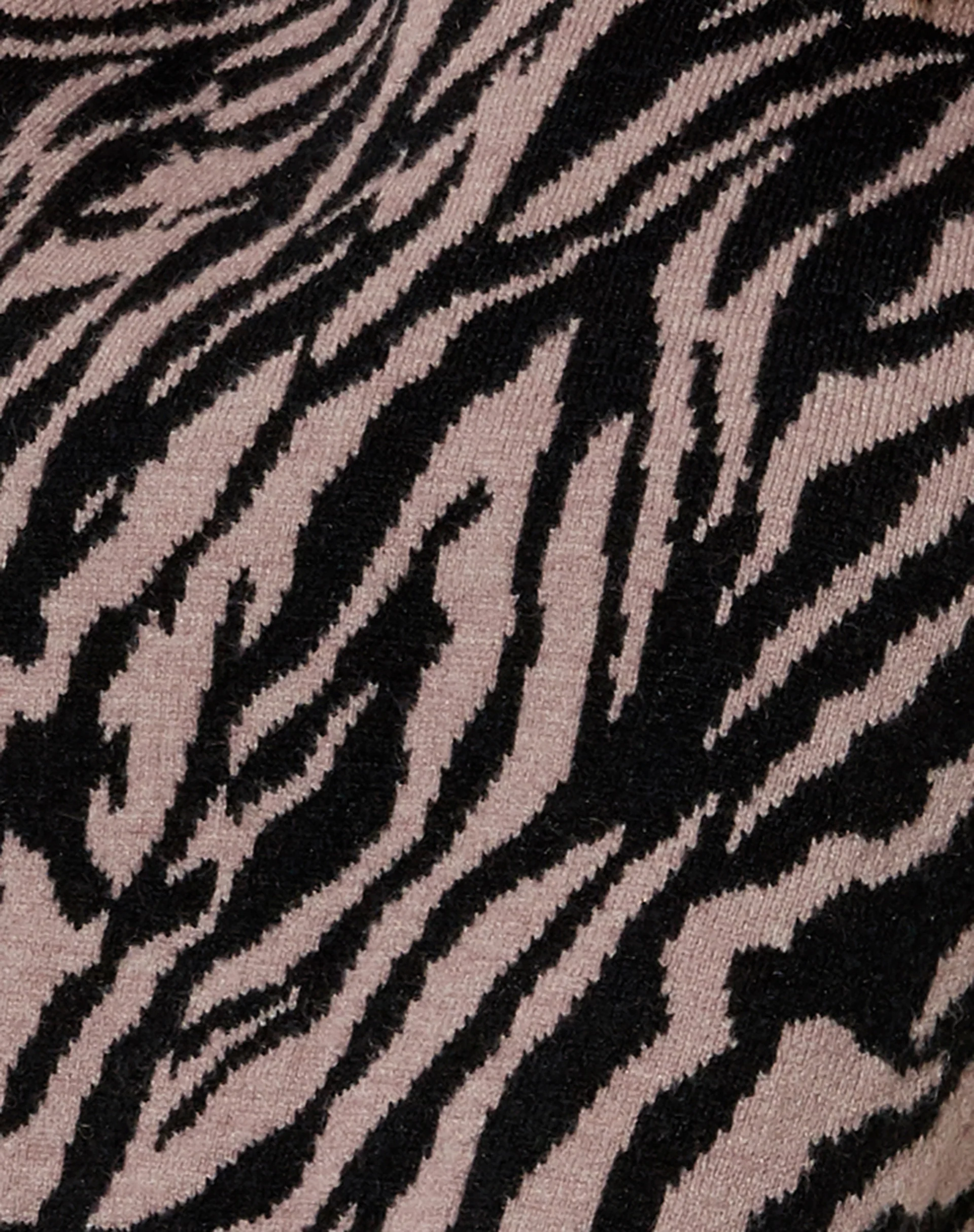 Joris Cropped Vest in Knit 90's Zebra Grey and Black - Image 5