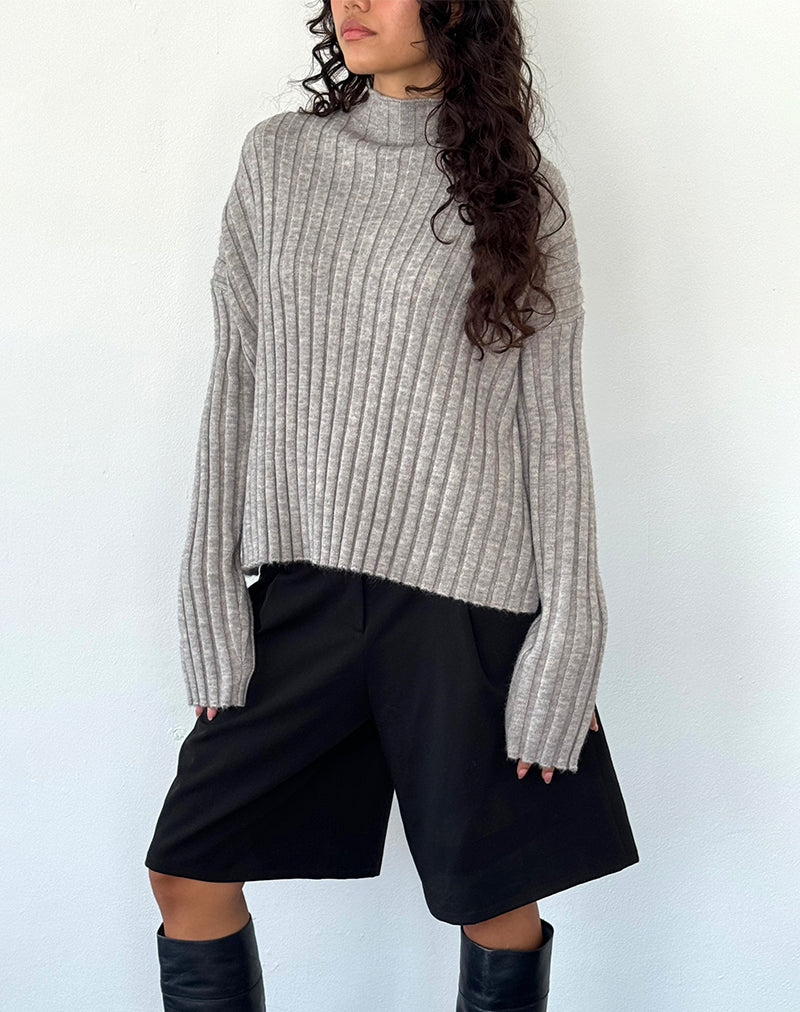 Judah Oversized Chunky Rib Knit Jumper in Light Grey - Image 2