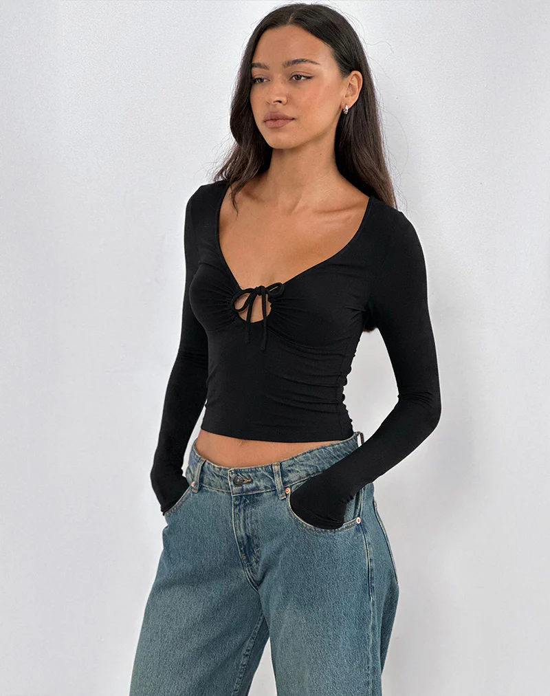 Kamisu Long Sleeve Keyhole Top in Black - Image 2