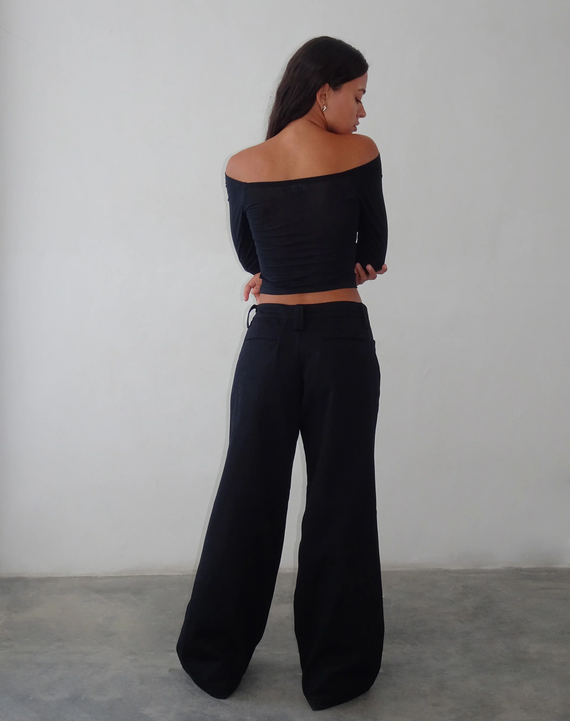 Kaomy Wide Leg Trouser in Black - Image 4