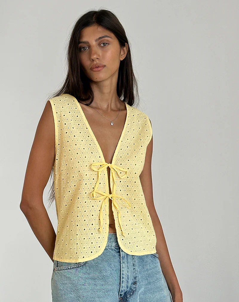 Kayve Tie Front Top in Broderie Yellow - Image 4