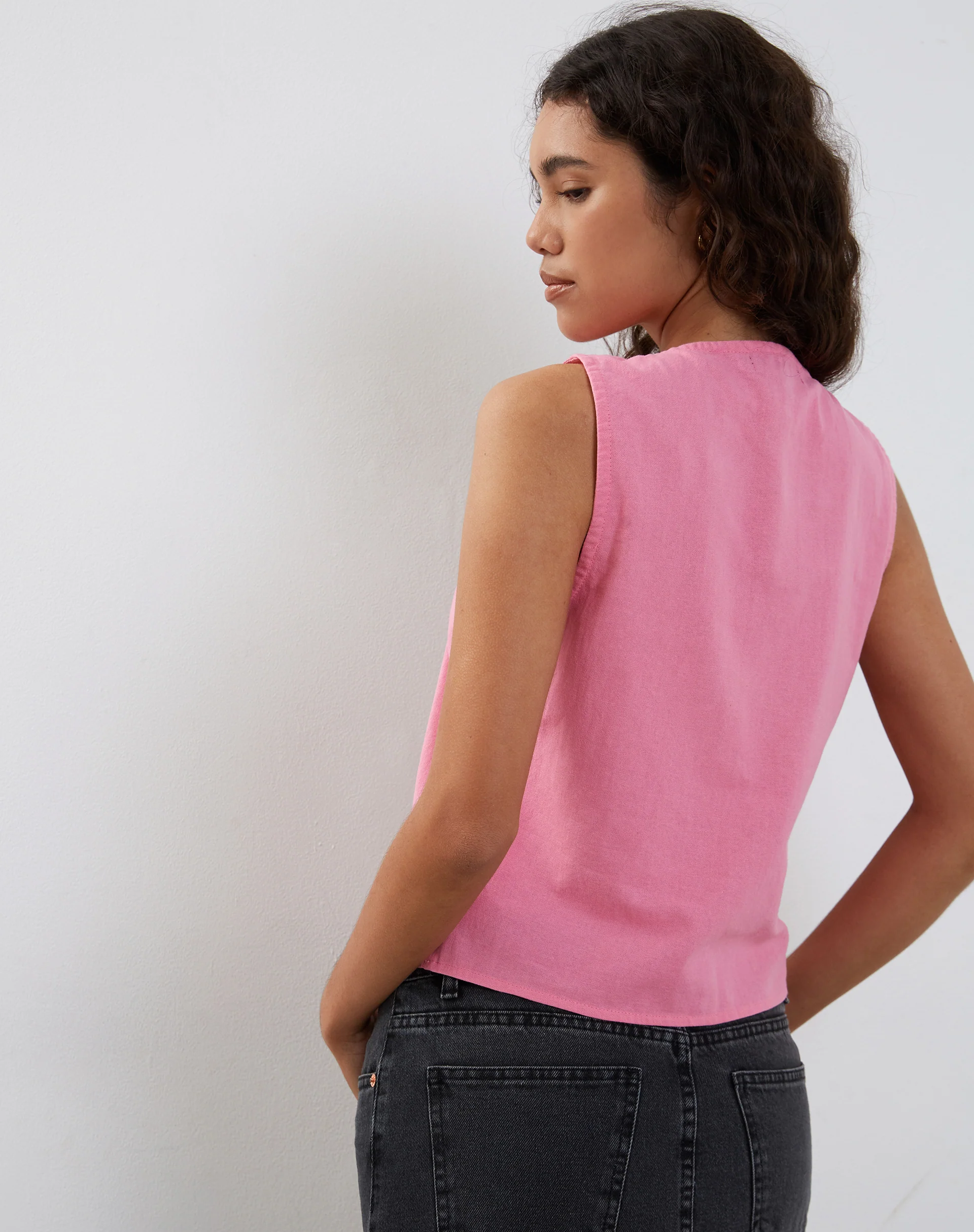Kayve Tie Front Top in Bubblegum Pink - Image 5