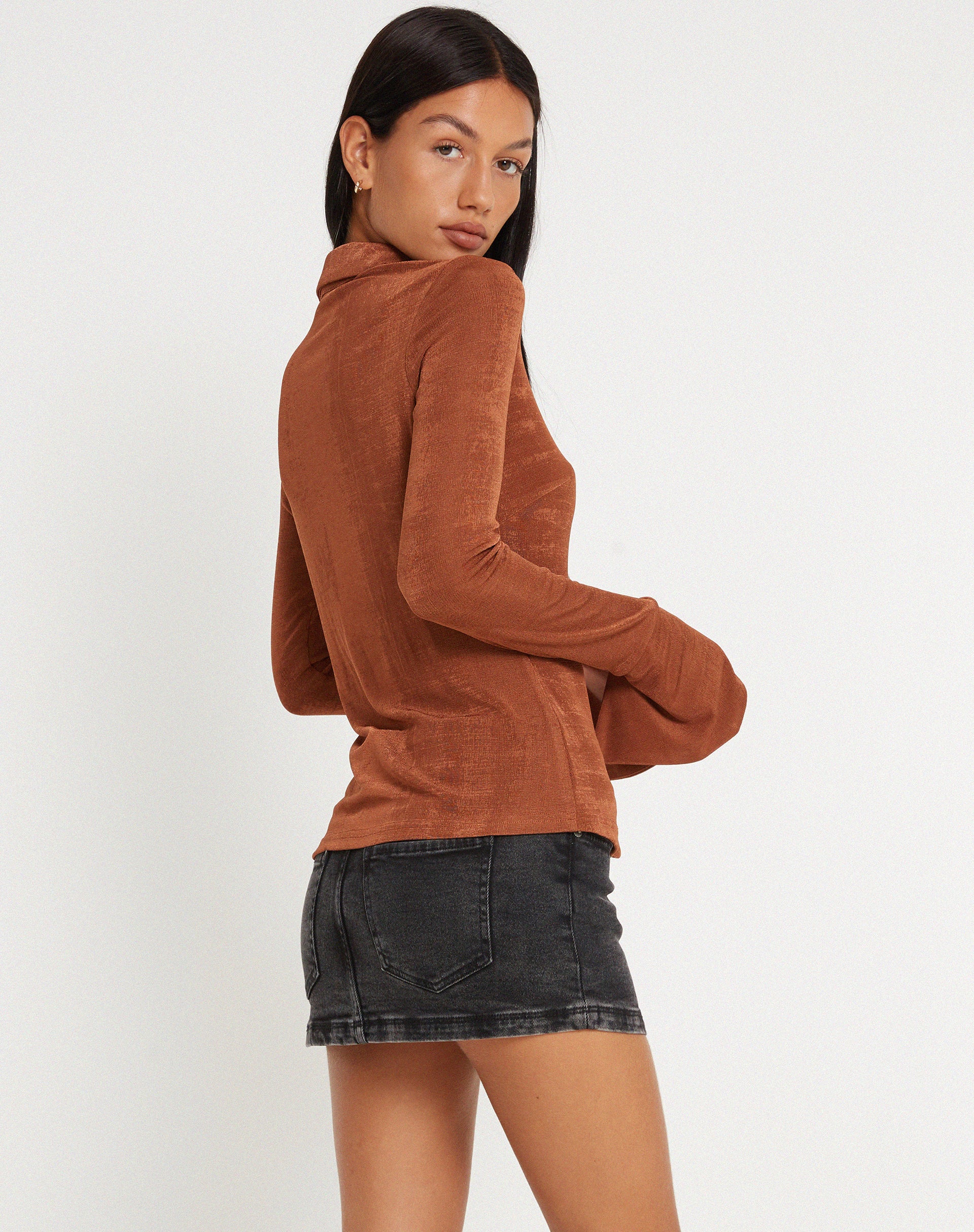 Keani Shirt in Bronze - Image 2