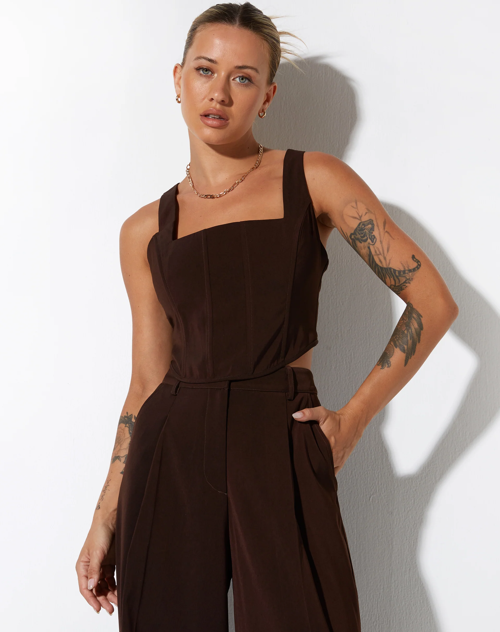 Kicy Corset Top in Tailoring Dark Chocolate - Image 7