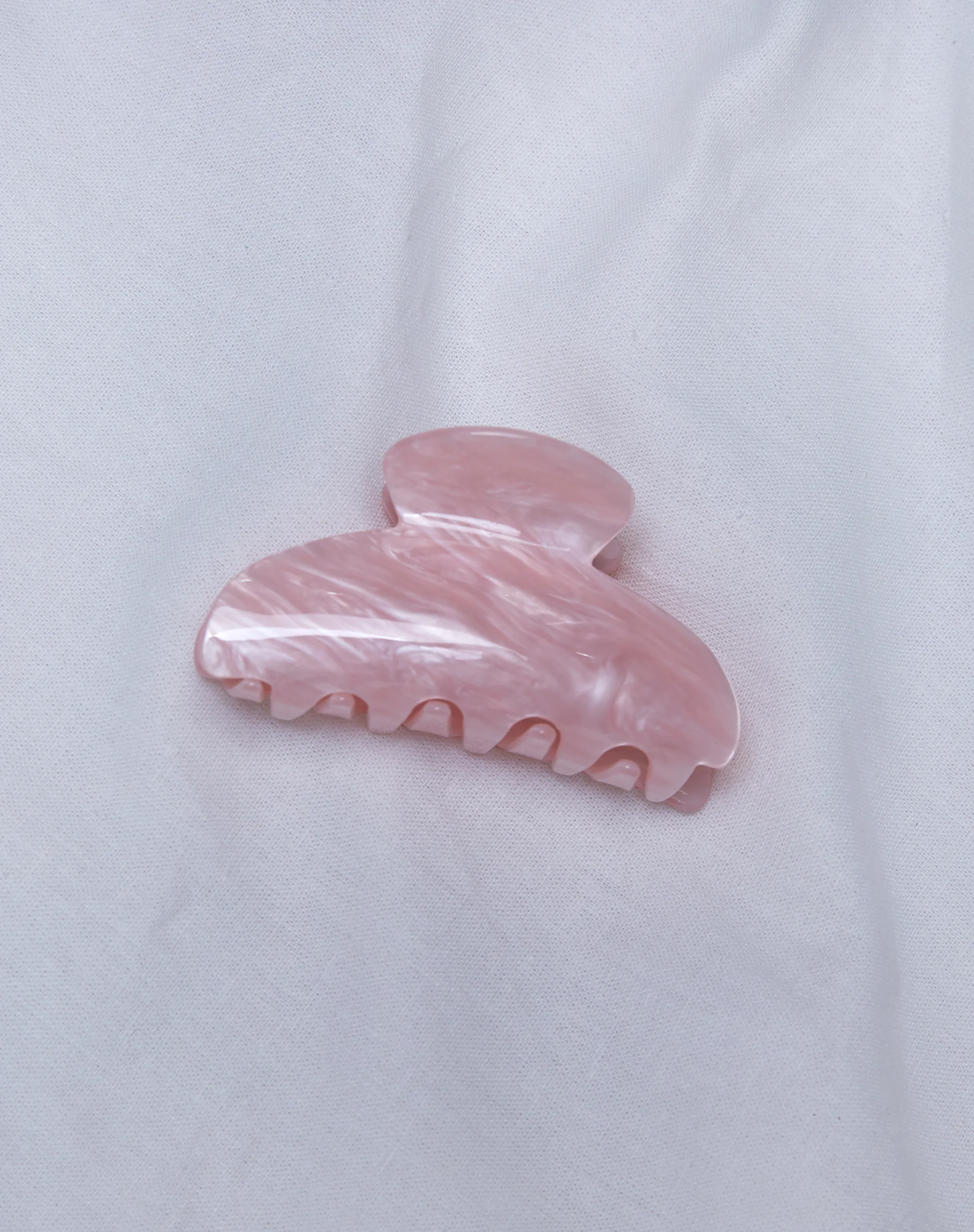 Kima Hair Claw in Pink Pearl - Image 2