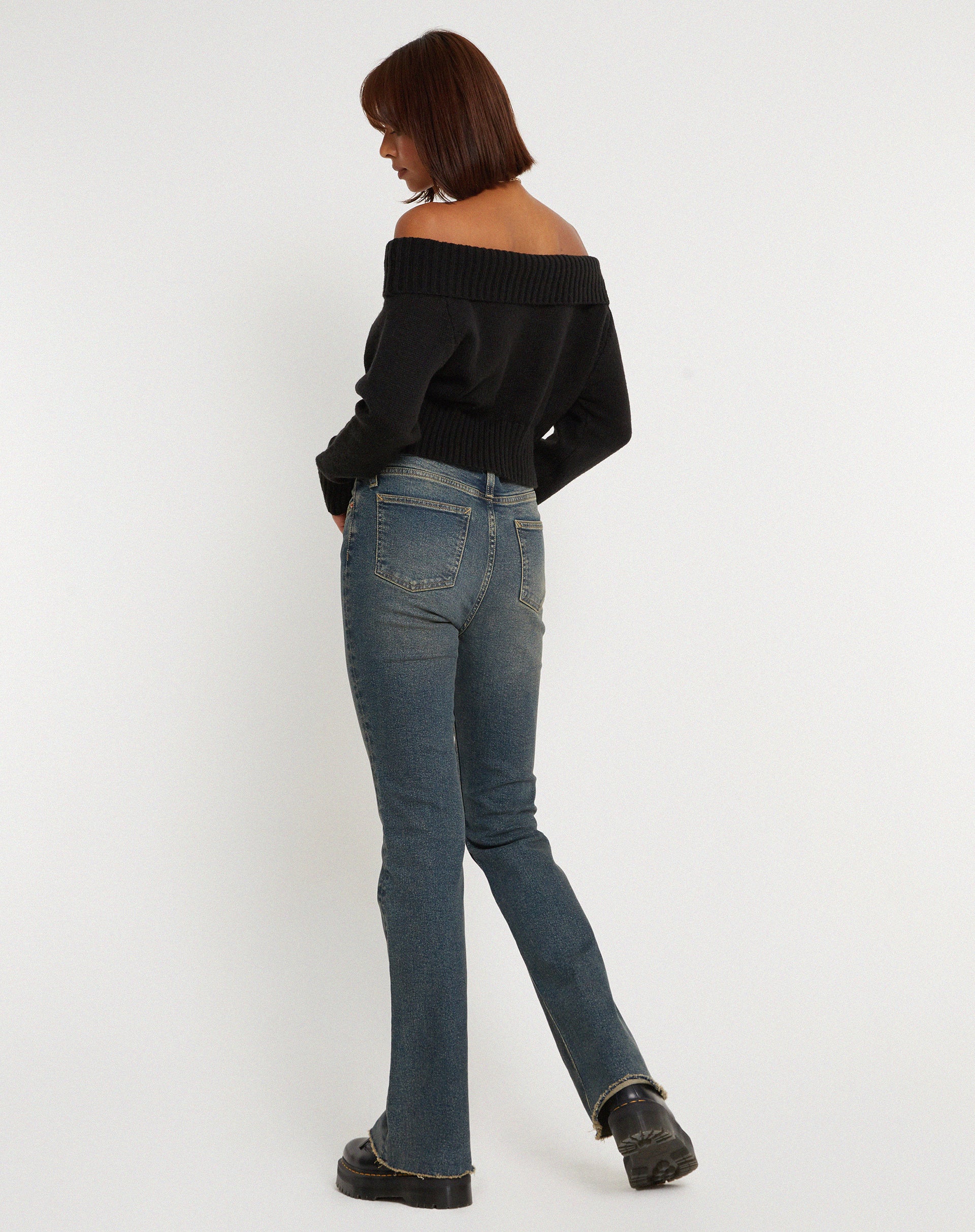 Koriya Bardot Top in Black - Image 5