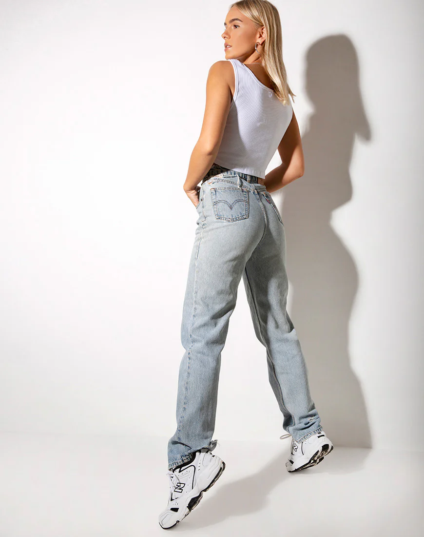 Landa Crop Top White ''Sugar'' Embro in Soft Pink - Image 4