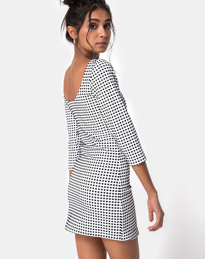 Laras Dress in Gingham Black Ivory - Image 2