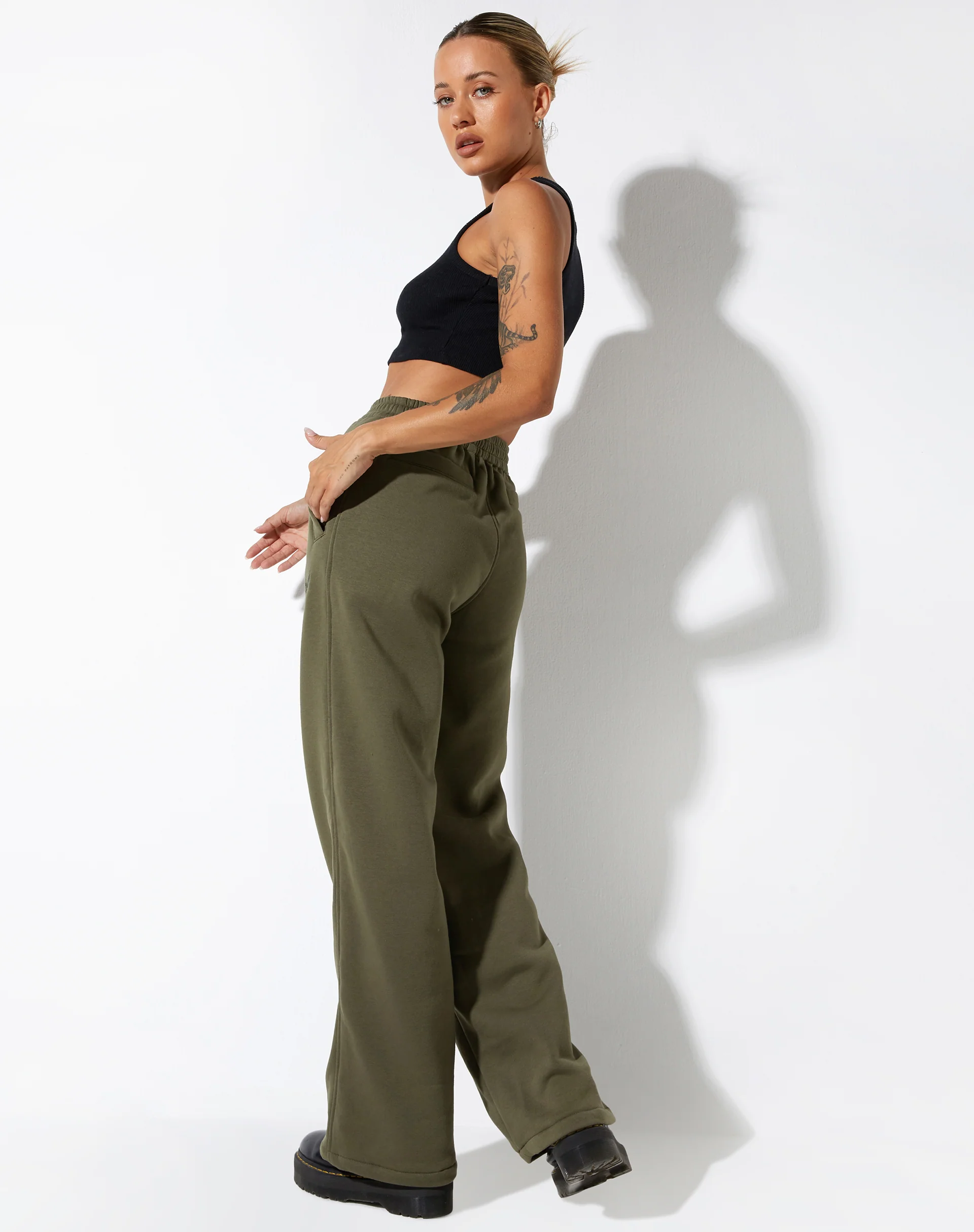Leia Jogger in Grape Leaf Butterfly Embro - Image 4