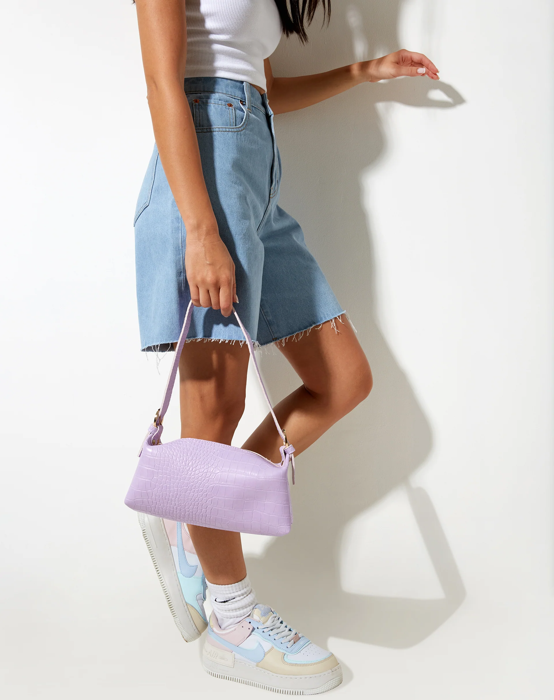 Leila Shoulder Bag in Purple - Image 2