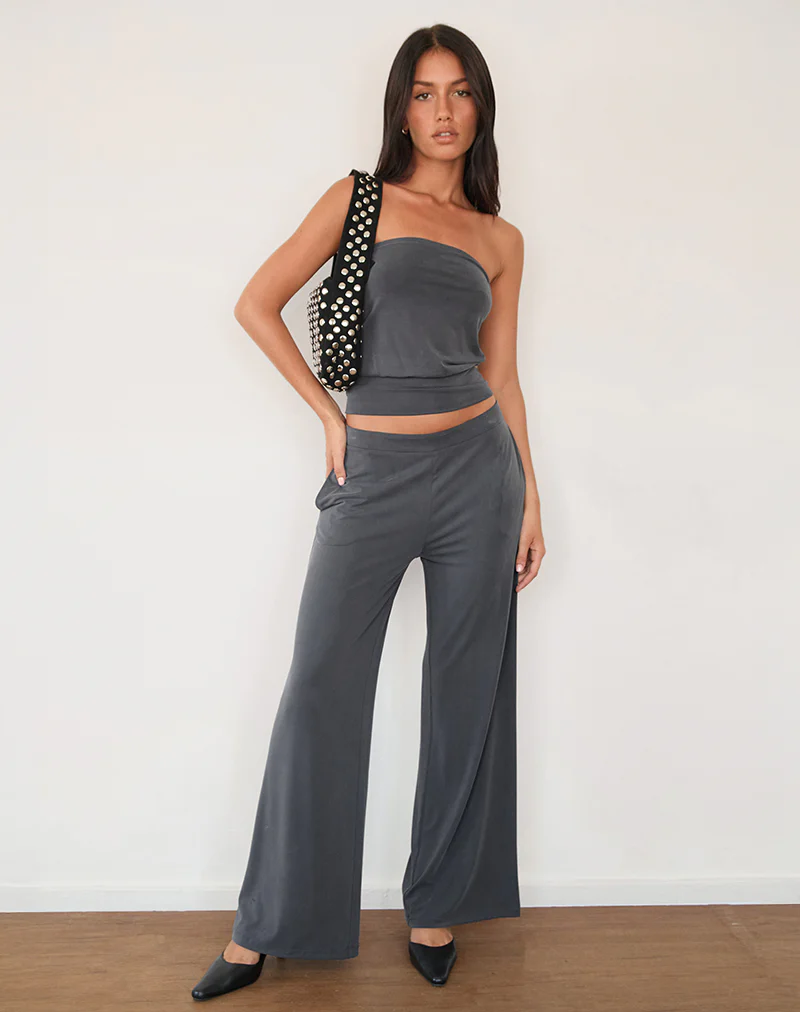Leocadia Bandeau Top in Dark Grey - Image 2