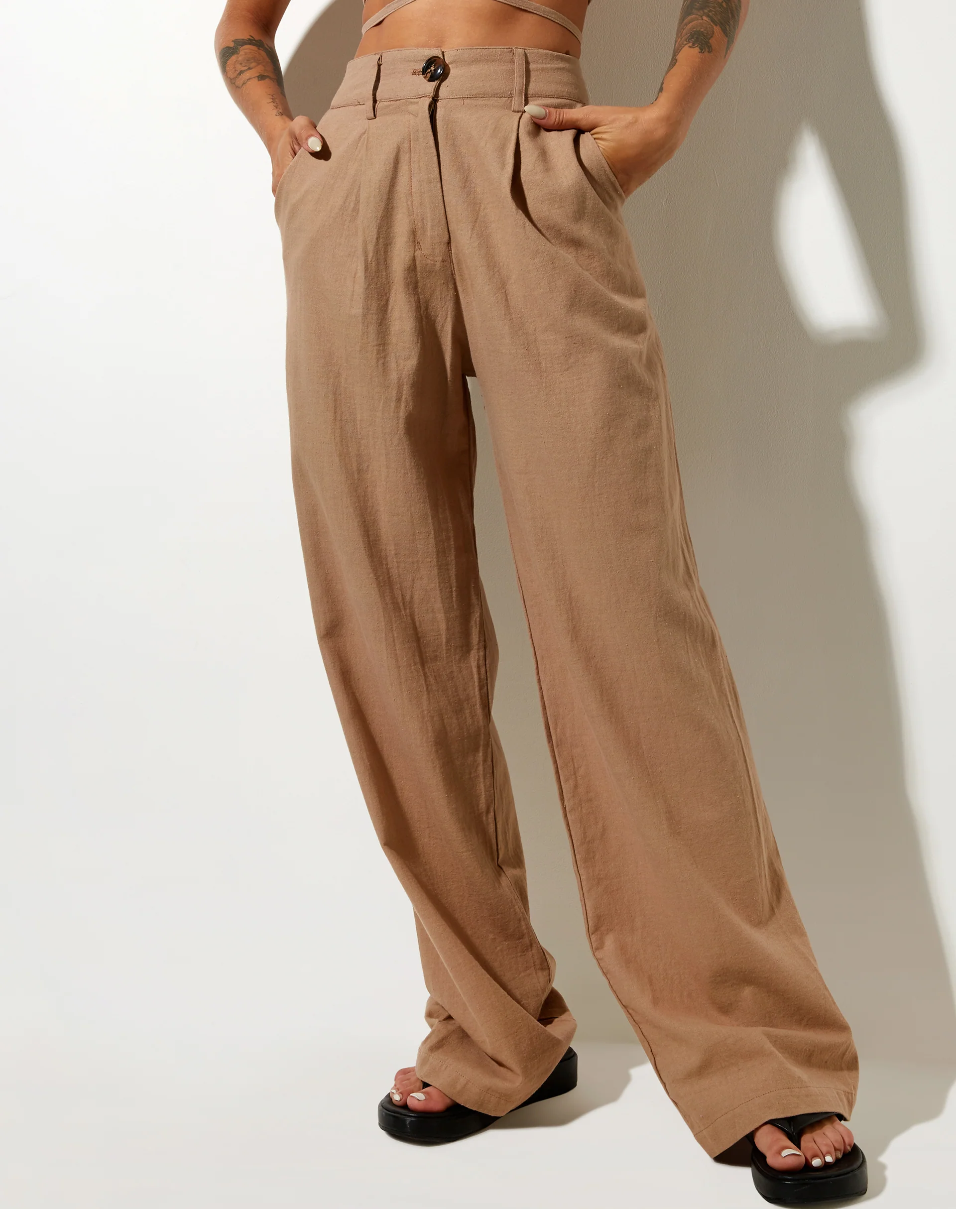 Levo Trouser in Rami Biscuit - Image 3