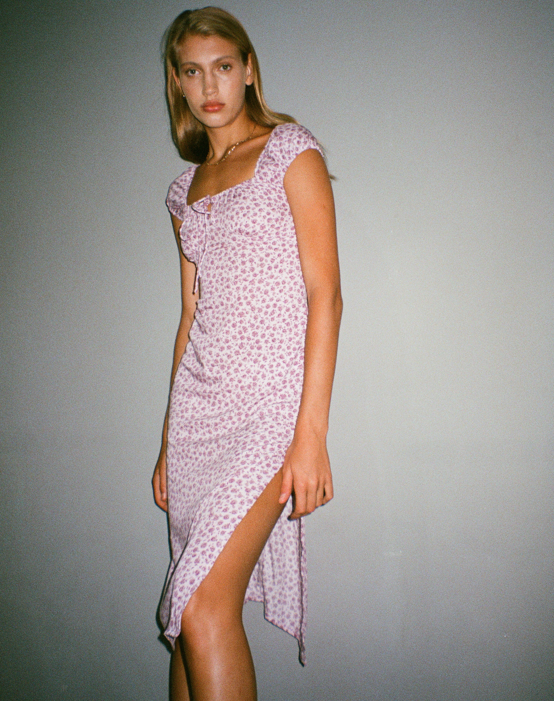 Lona Midi Dress in Ditsy Rose Lilac - Image 2