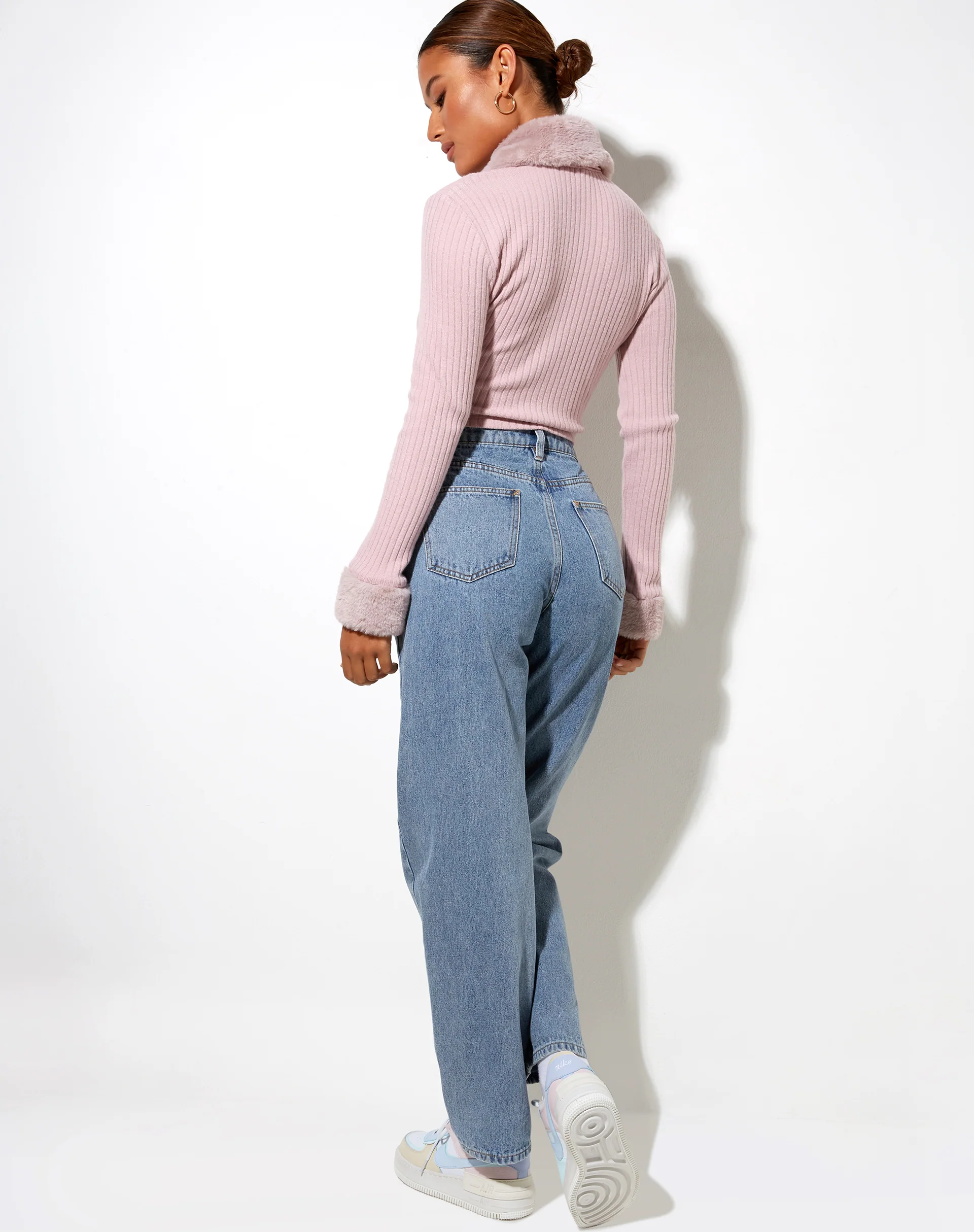 Loria Cardi in Dusky Pink - Image 4