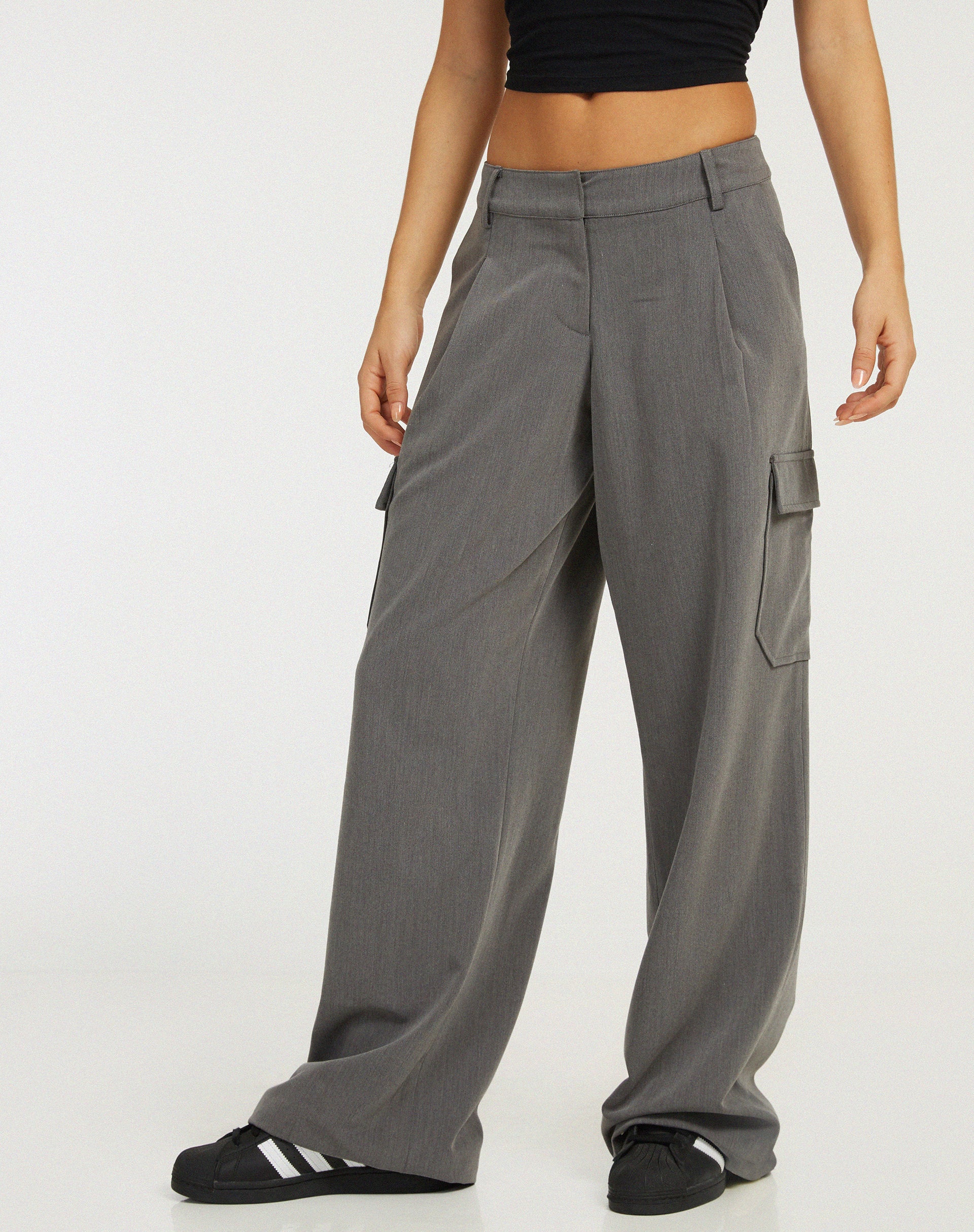 Low Rise Abba Cargo in Charcoal - Image 4