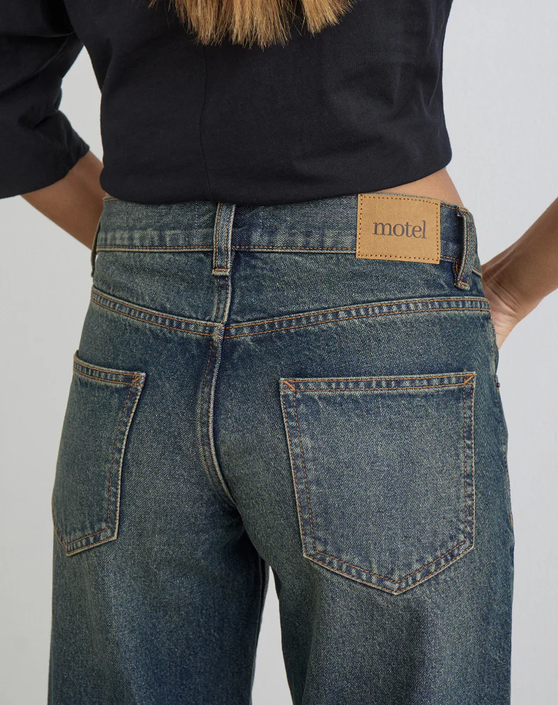 Low Rise Parallel Jeans in Dirty Green - Image 4