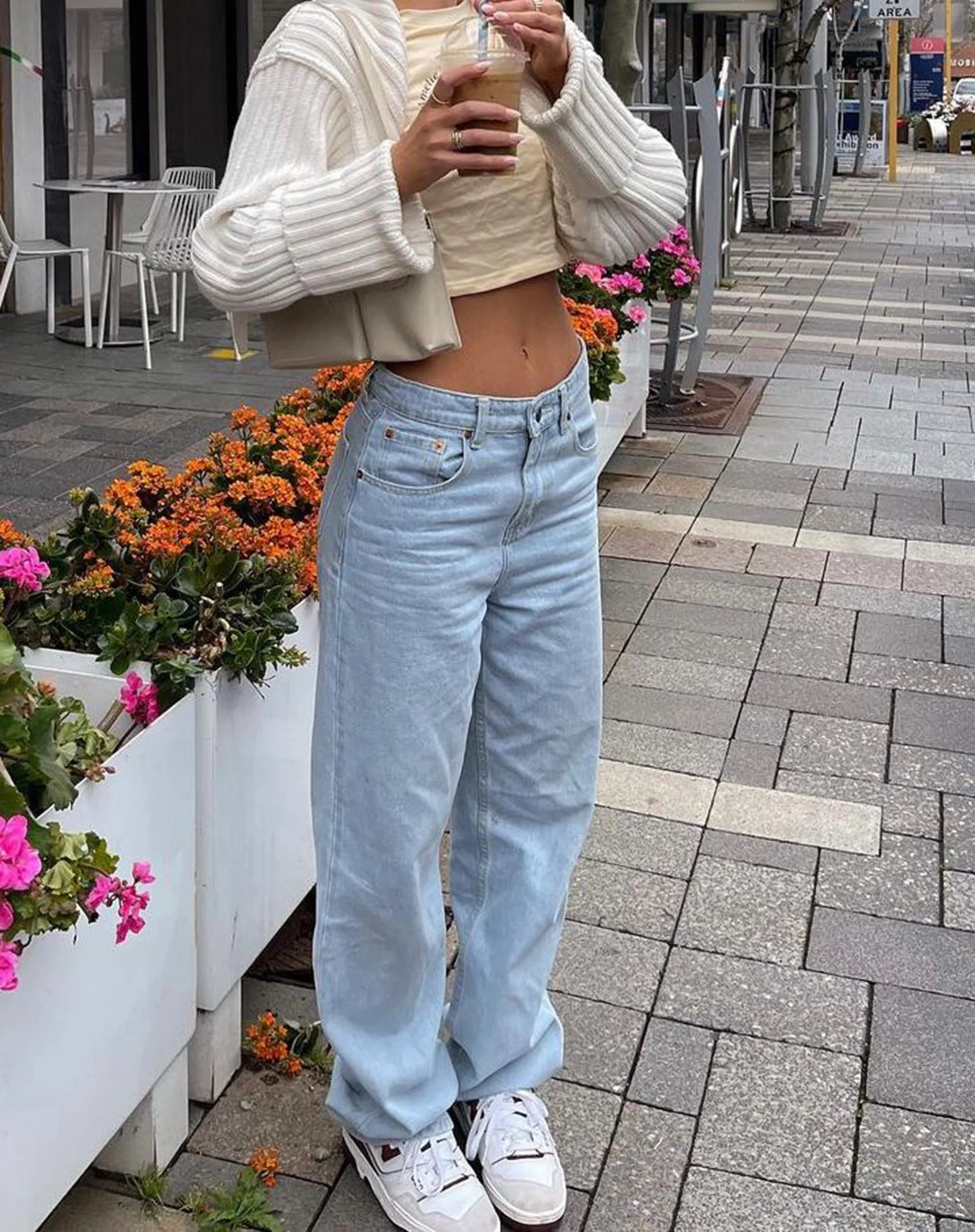 Low Rise Parallel Jeans in Extra Light Wash Blue - Image 2