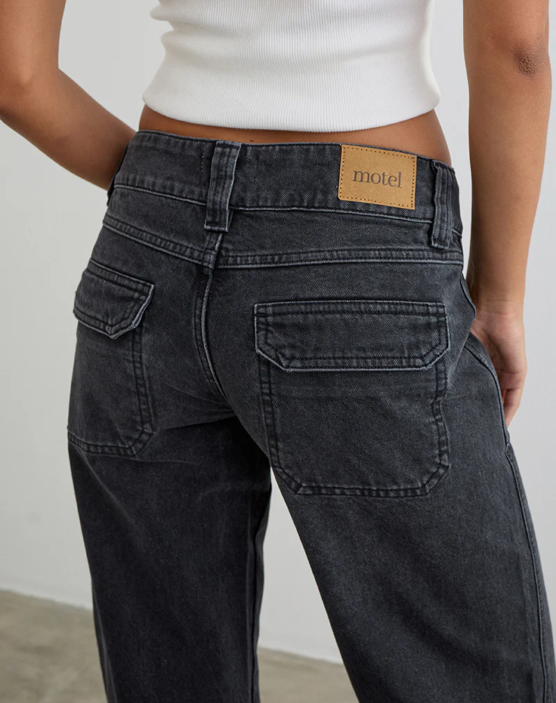 Low Rise Relaxed Cargo Jeans in Vintage Black - Image 3