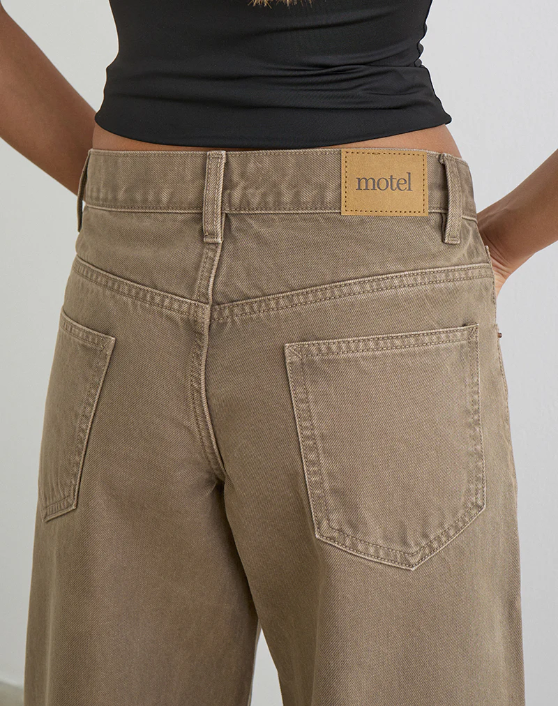 Low Rise Roomy Jeans in Bronze - Image 4