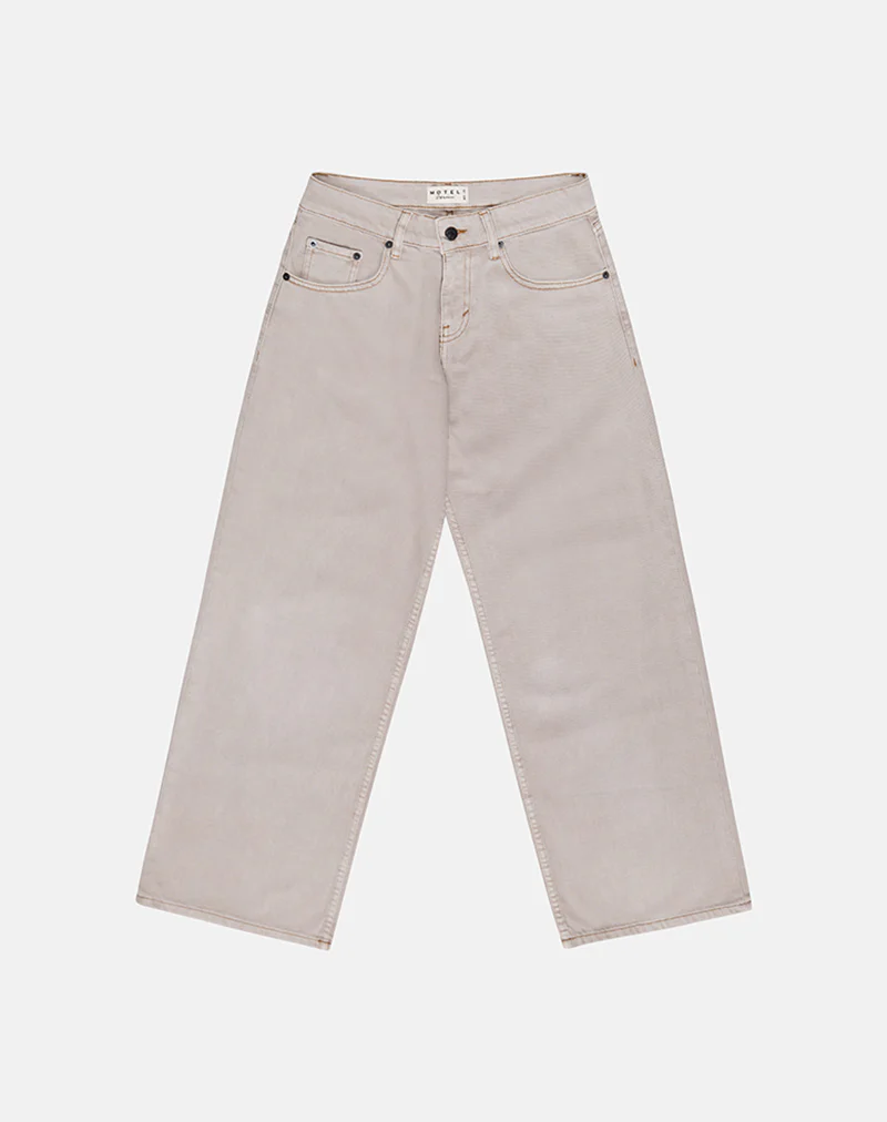 Low Rise Roomy Jeans in Pebble - Image 7
