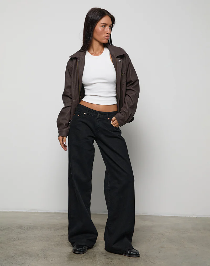 Low Rise Roomy Jeans in Rinse Black - Image 5