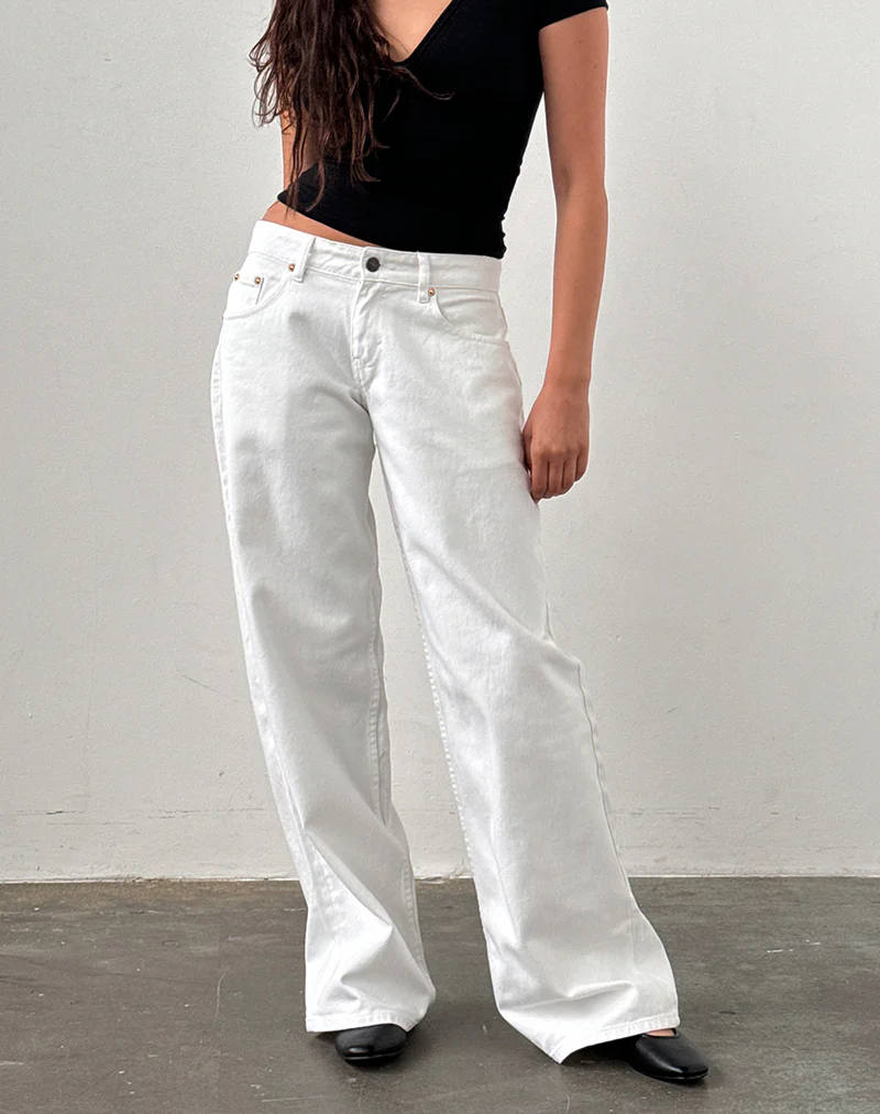 Low Rise Roomy Jeans in True White - Image 2