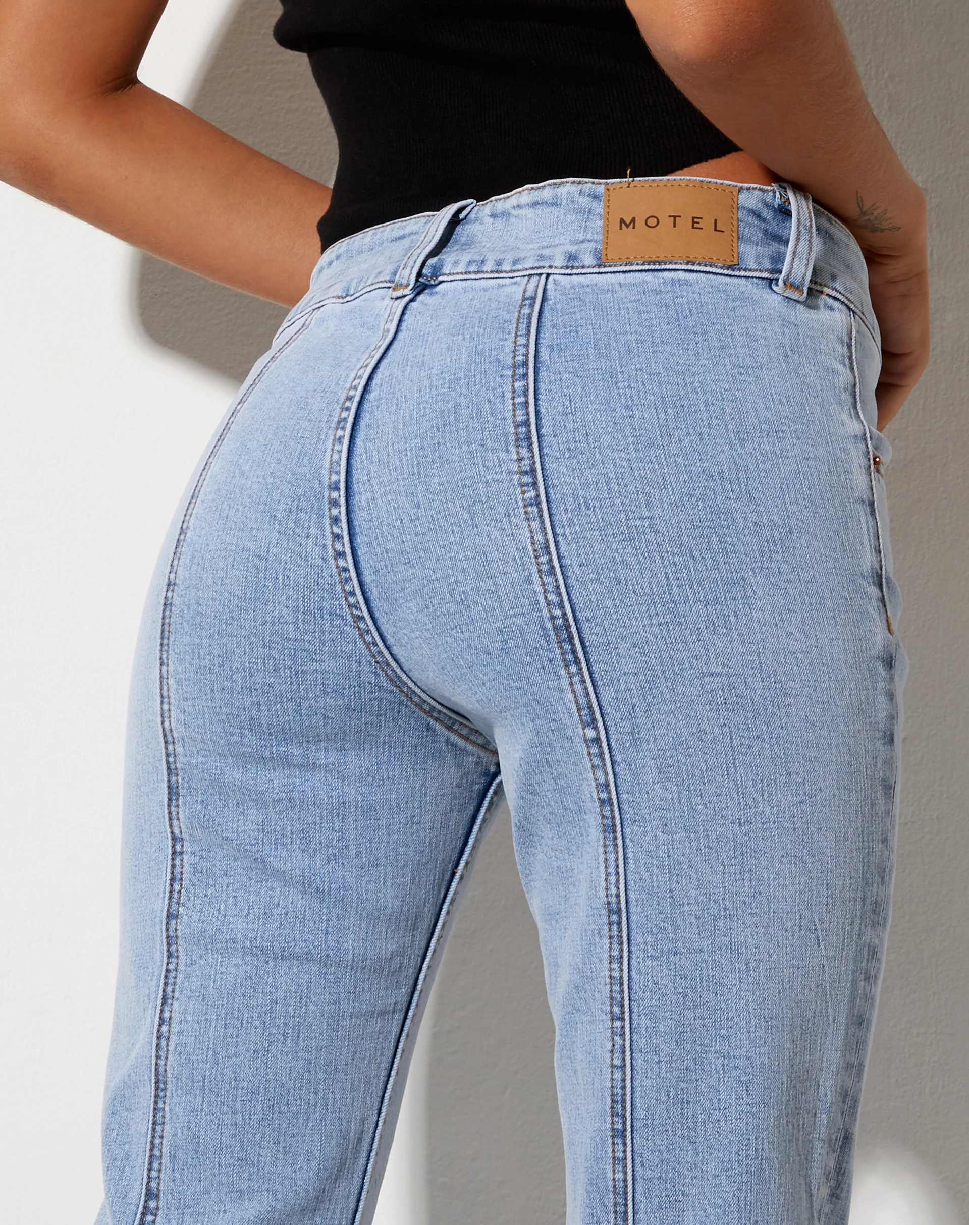 Low Rise Seam Jeans in Super Light Wash Blue - Image 6