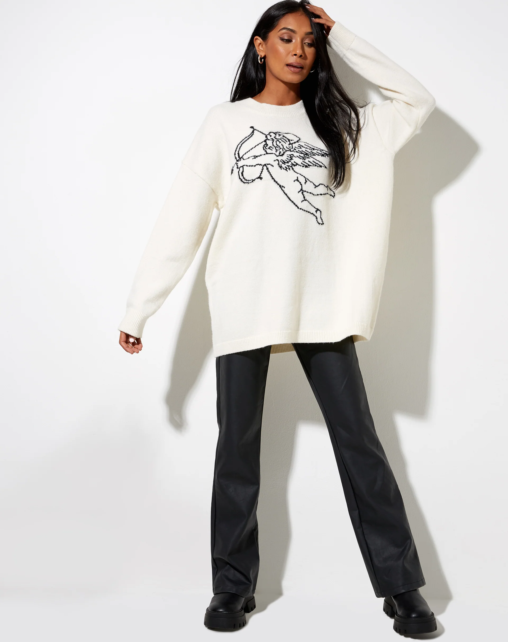 Lulees Jumper in Knit Ivory Cherub Black - Image 5