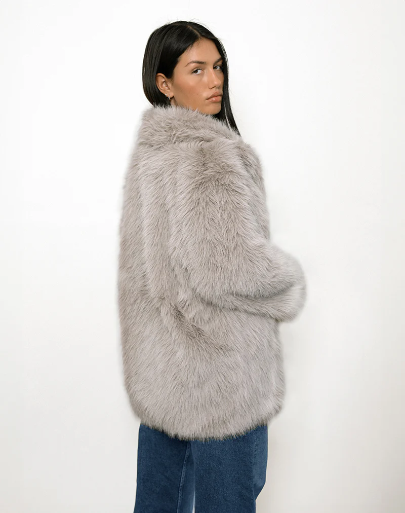 Lupita Jacket in Faux Fur Taupe - Image 4
