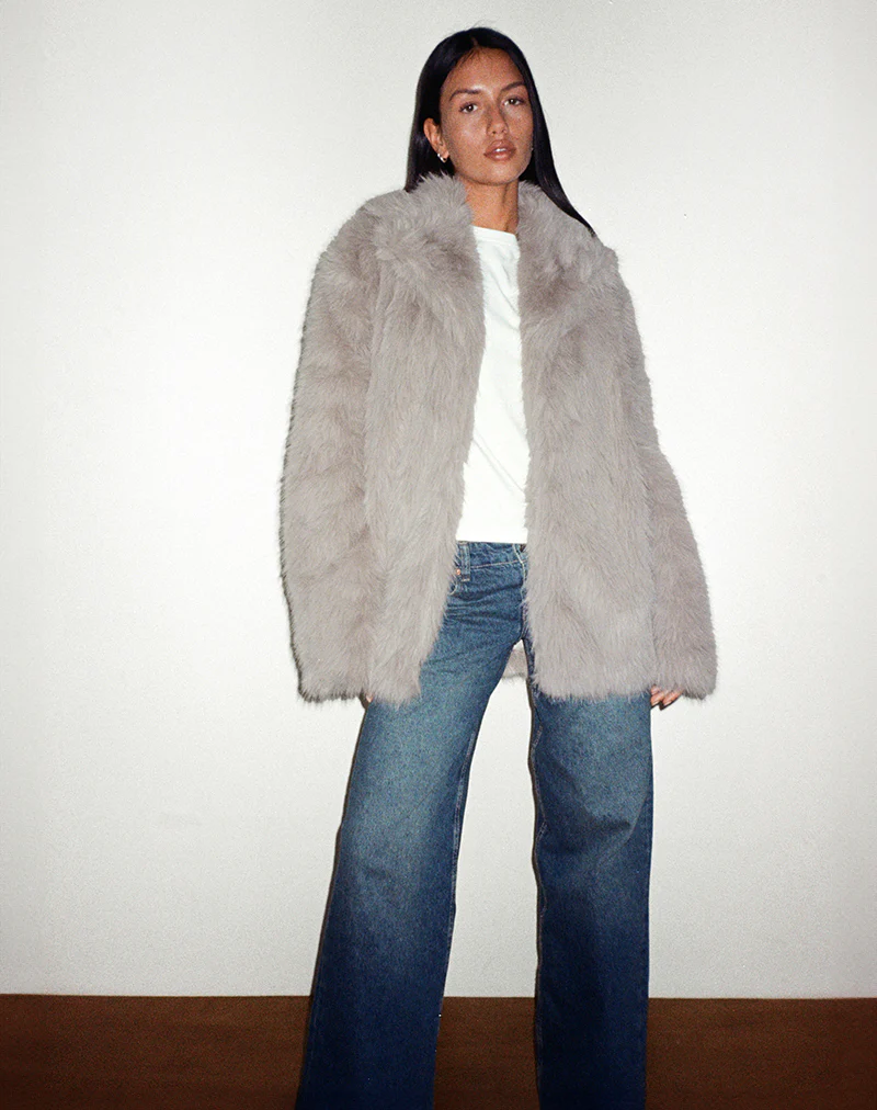 Lupita Jacket in Faux Fur Taupe - Image 5