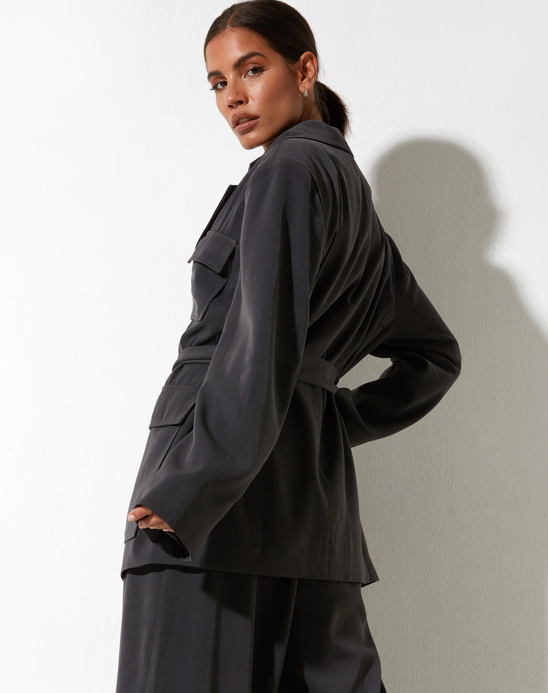 Magawa Blazer in Tailoring Charcoal - Image 5