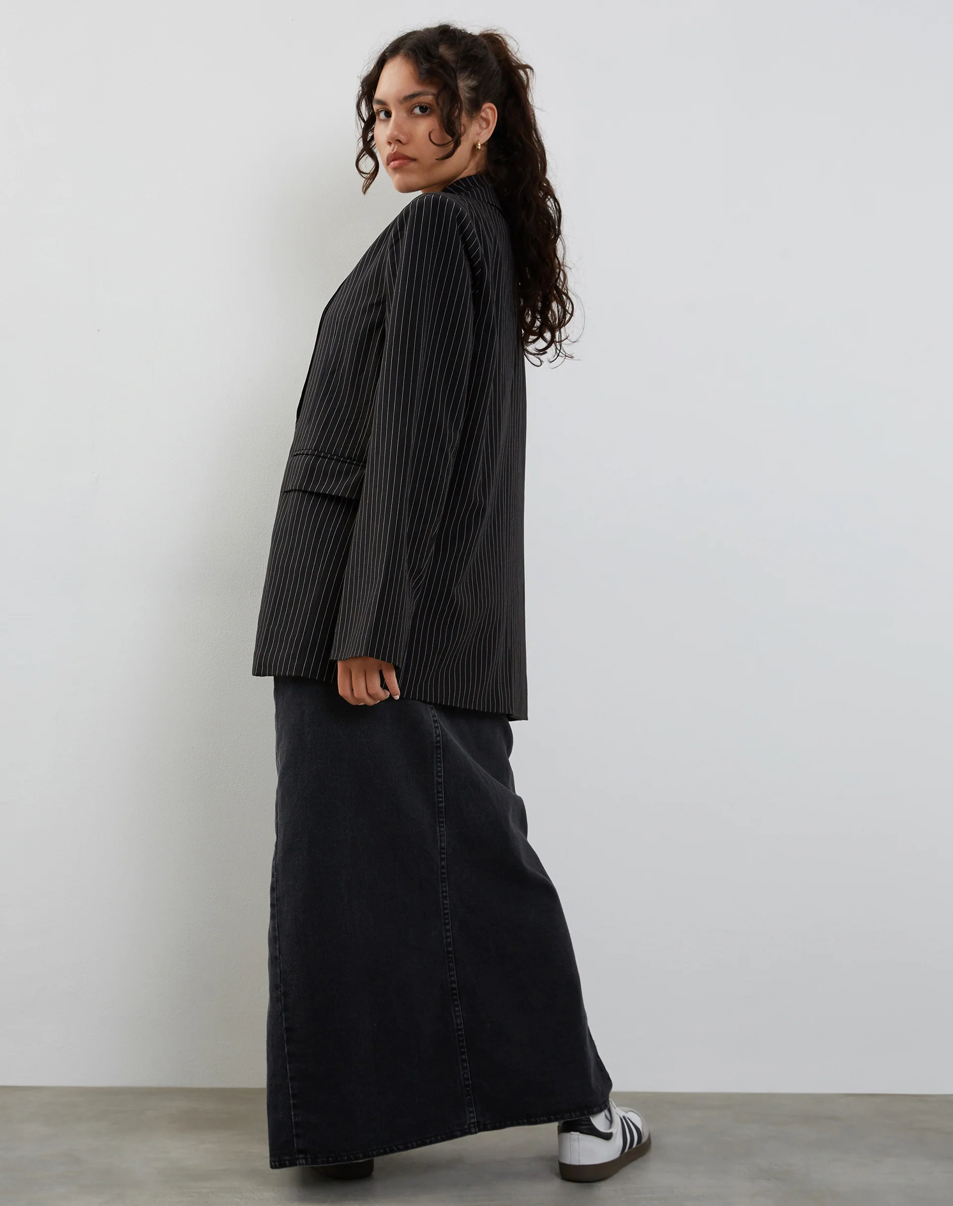 Maiwa Blazer in Pinstripe Black - Image 4