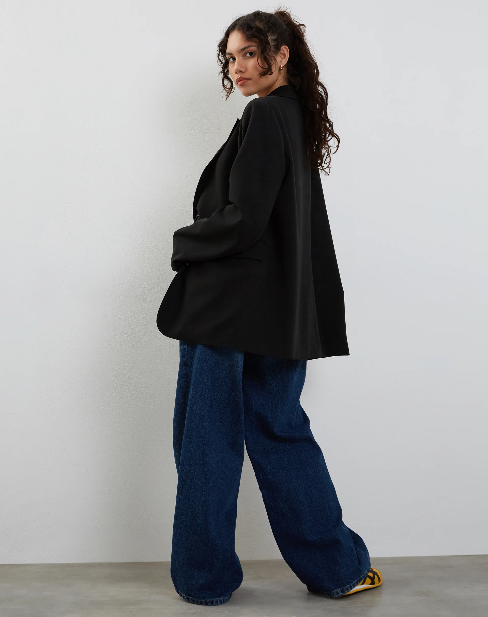 Maiwa Blazer in Black - Image 4