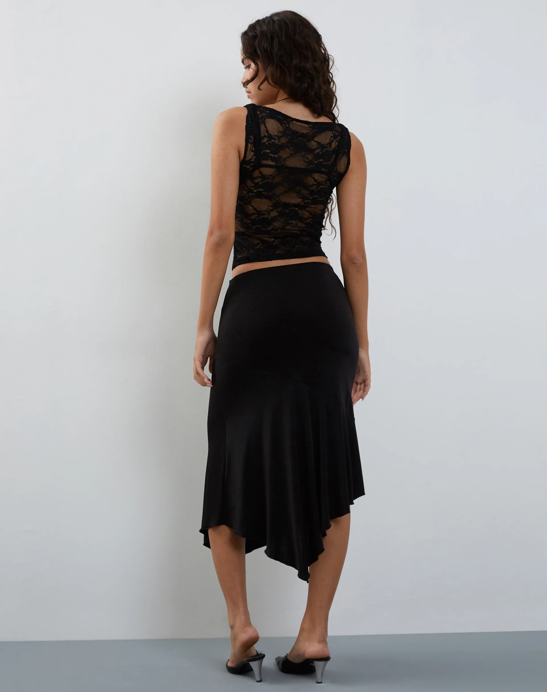Maloe Lace Top in Black - Image 4