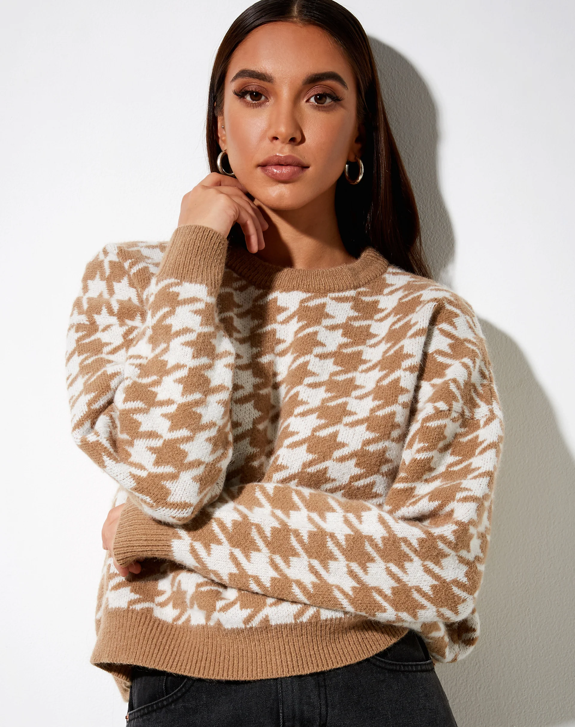 Margo Jumper in Knit Houndstooth Brown - Image 3