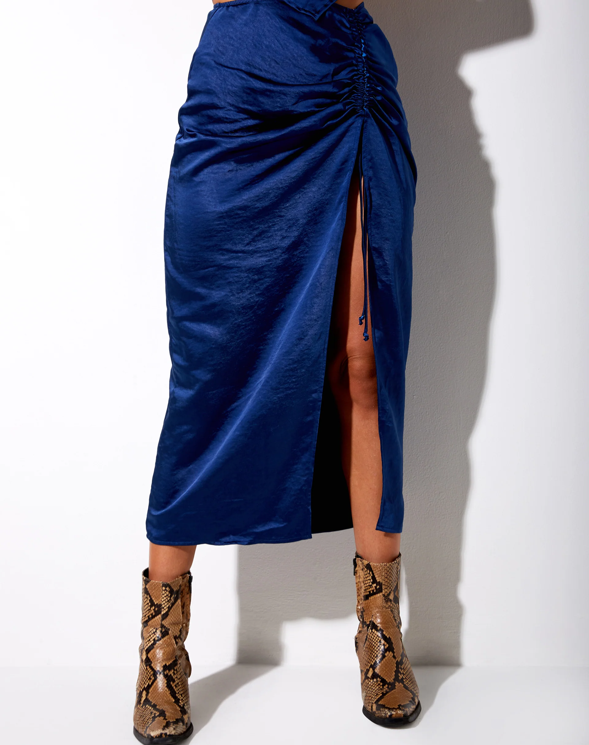 Maxel Midi Skirt in Satin Midnight Blue - Image 2