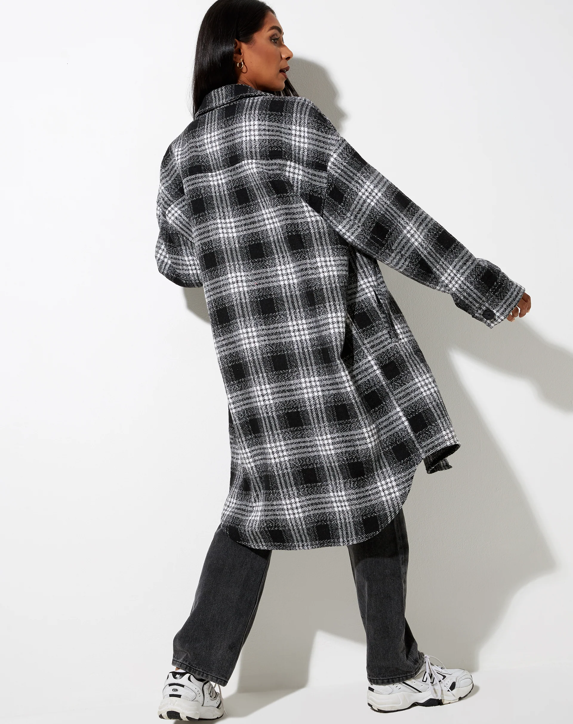 Maxiella Shirt in Black Check - Image 4