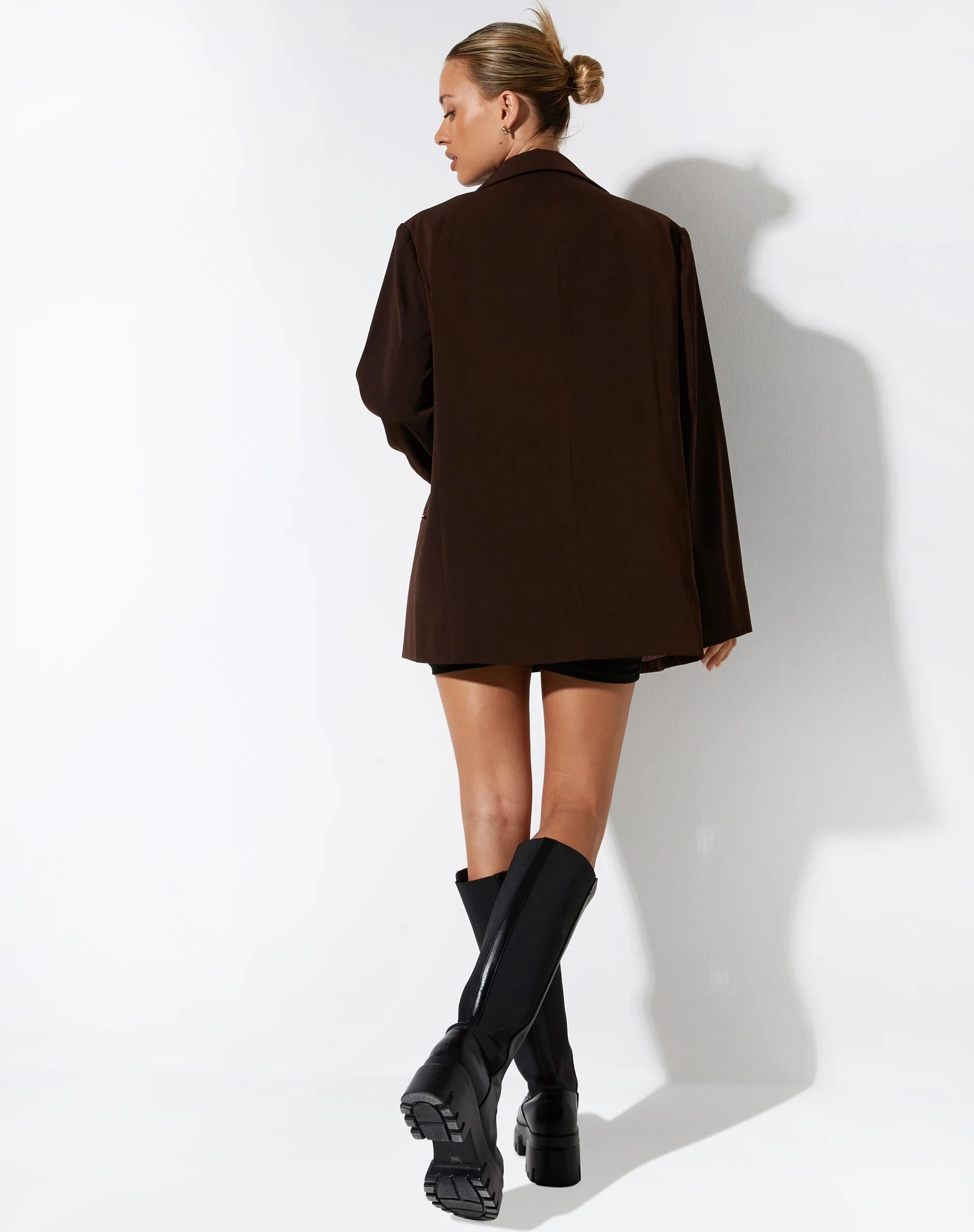 Mazaya Blazer in Tailoring Dark Chocolate - Image 5