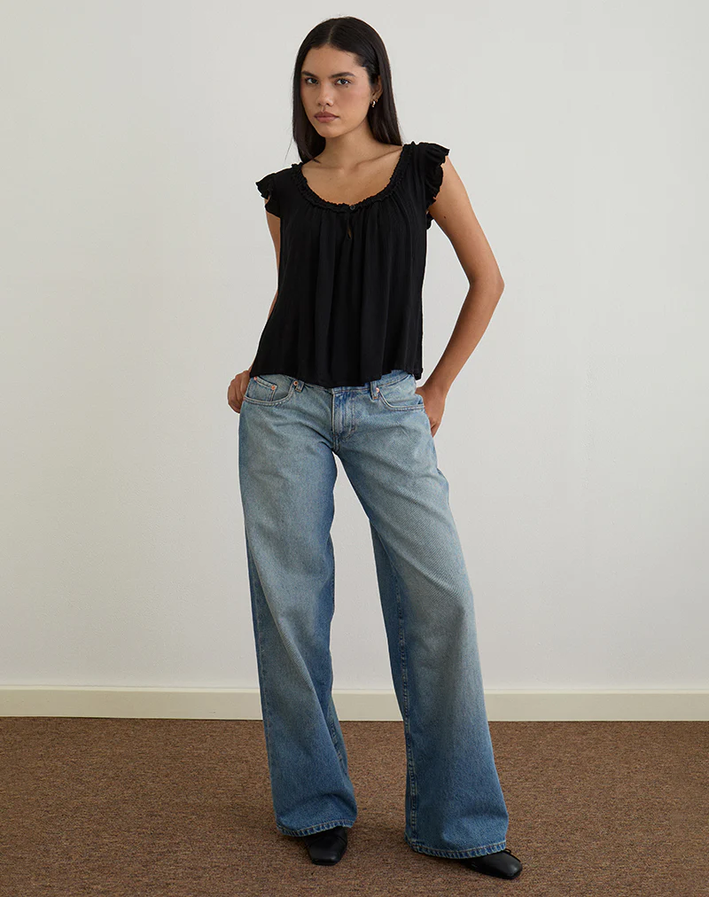 Merisso Scoop Neck Keyhole Top in Black - Image 3