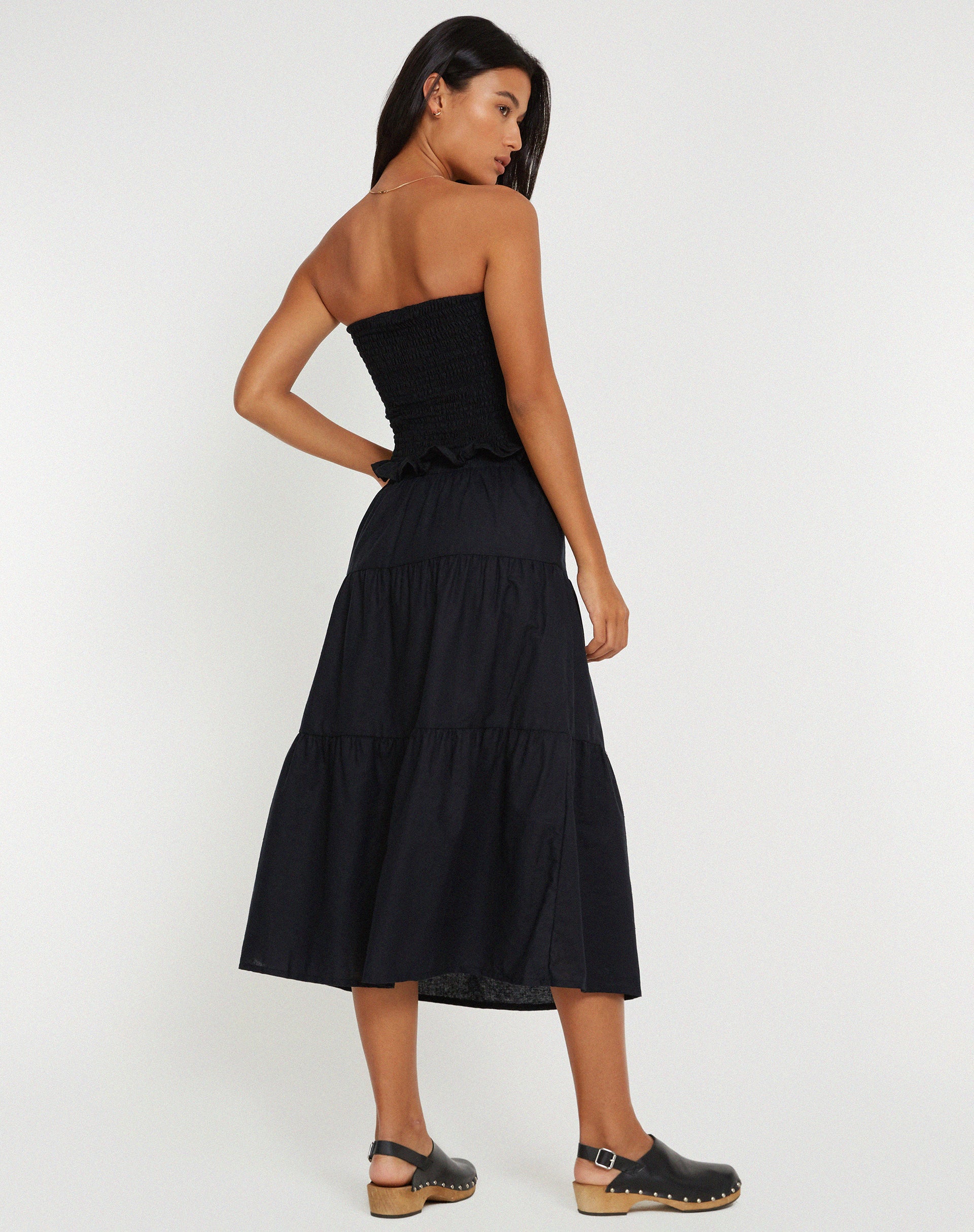 Midaxi Skirt in Black - Image 2