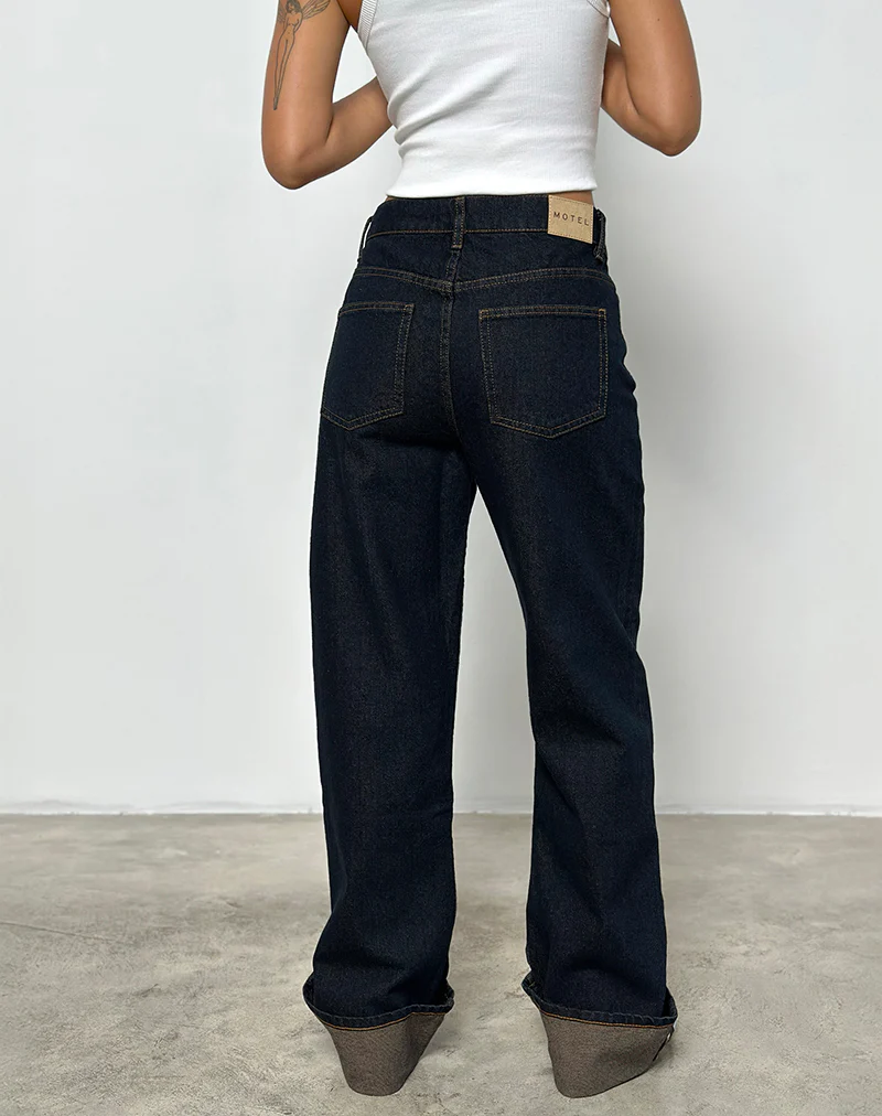 Mid Rise Turn Up Straight Jeans in Indigo - Image 5