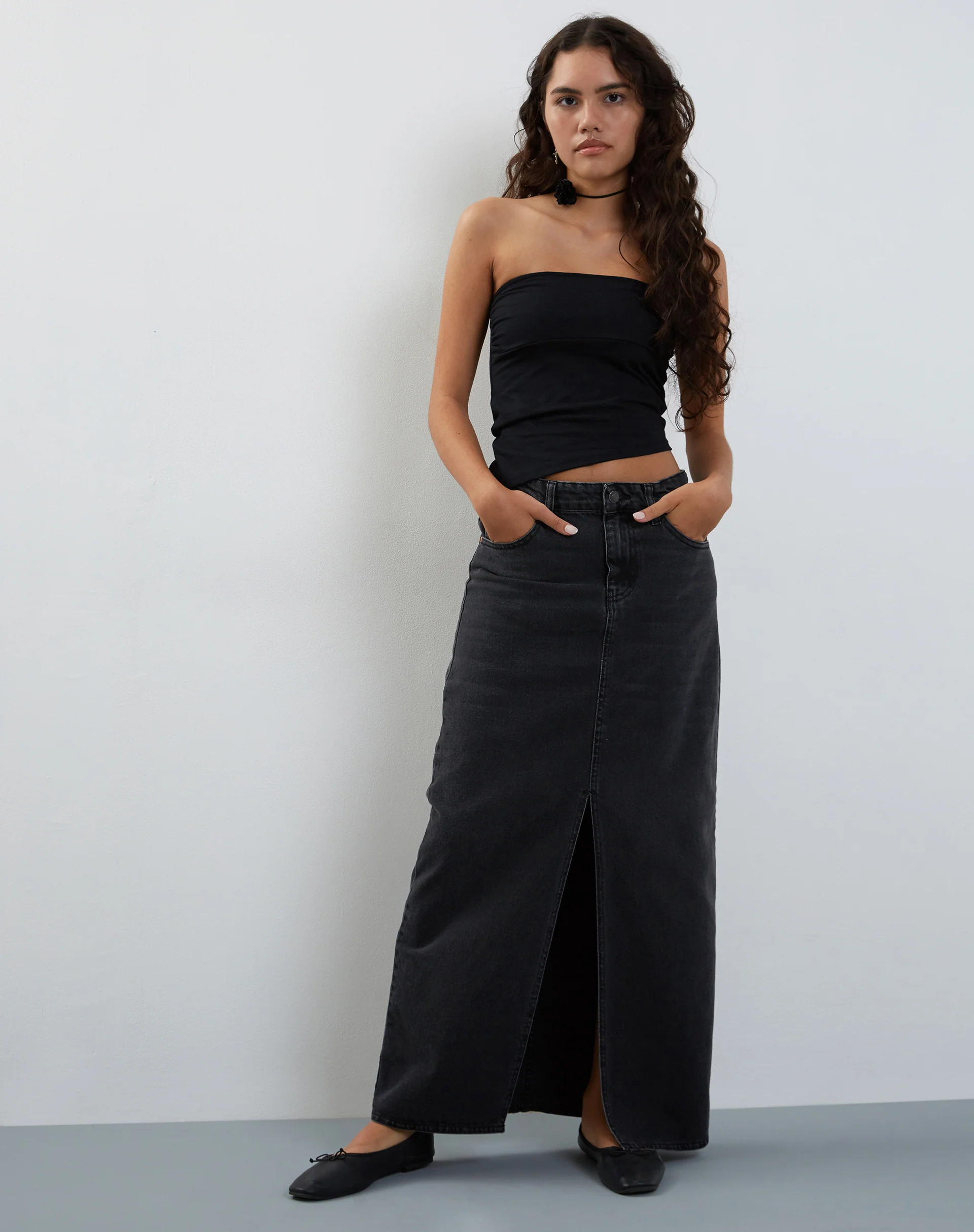 Minase Asymmetric Bandeau Top in Black - Image 5