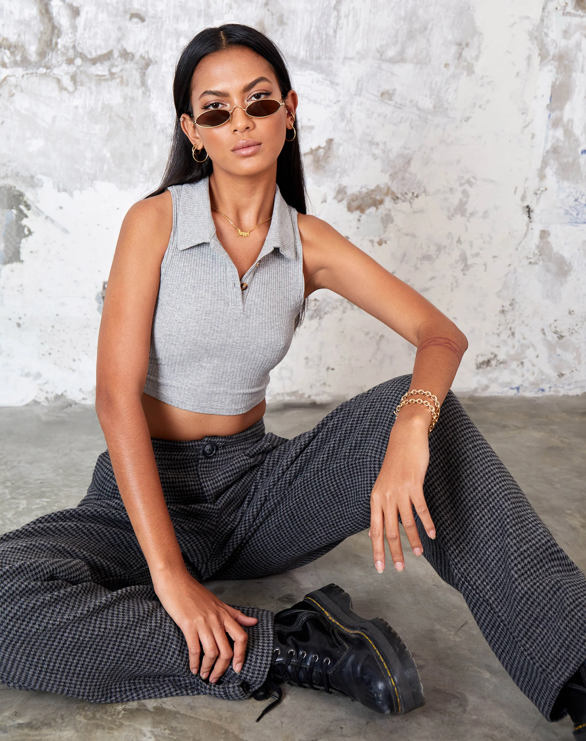 Misha Wide Leg Trouser in Houndstooth Black and Grey - Image 3
